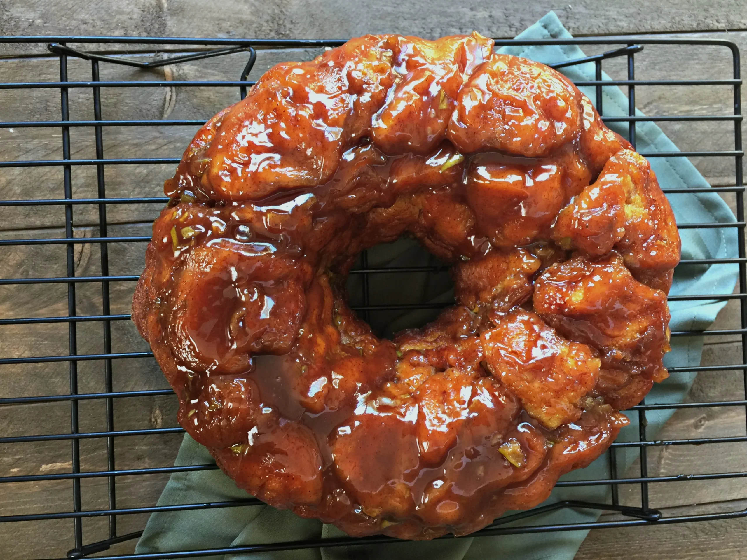 Apple Cinnamon Monkey Bread Loaf Praline