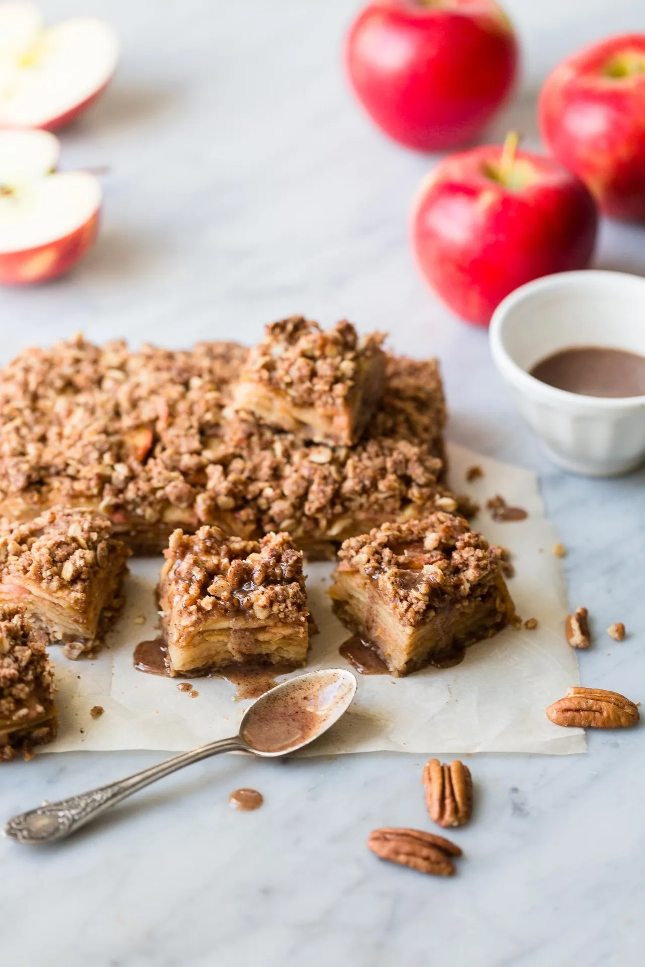 Apple Crumble Bars Salted Caramel