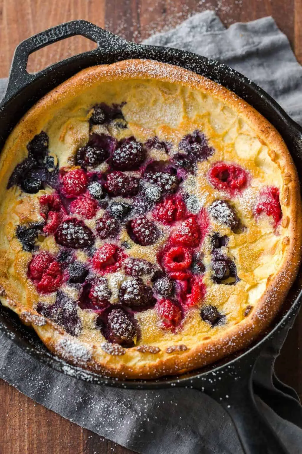 Apple Dutch Baby German Pancakes