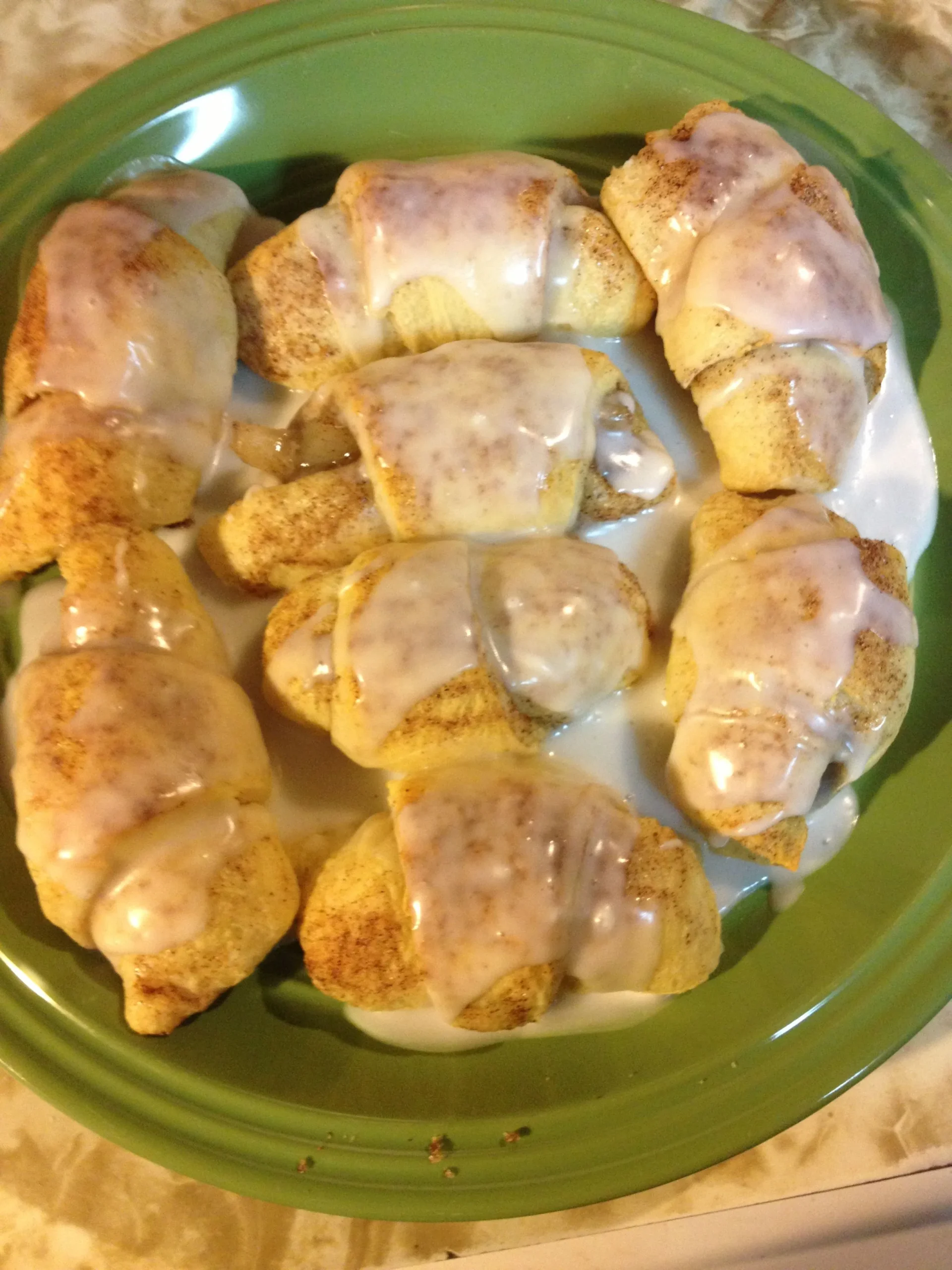 Apple Turnovers Crescent Rolls