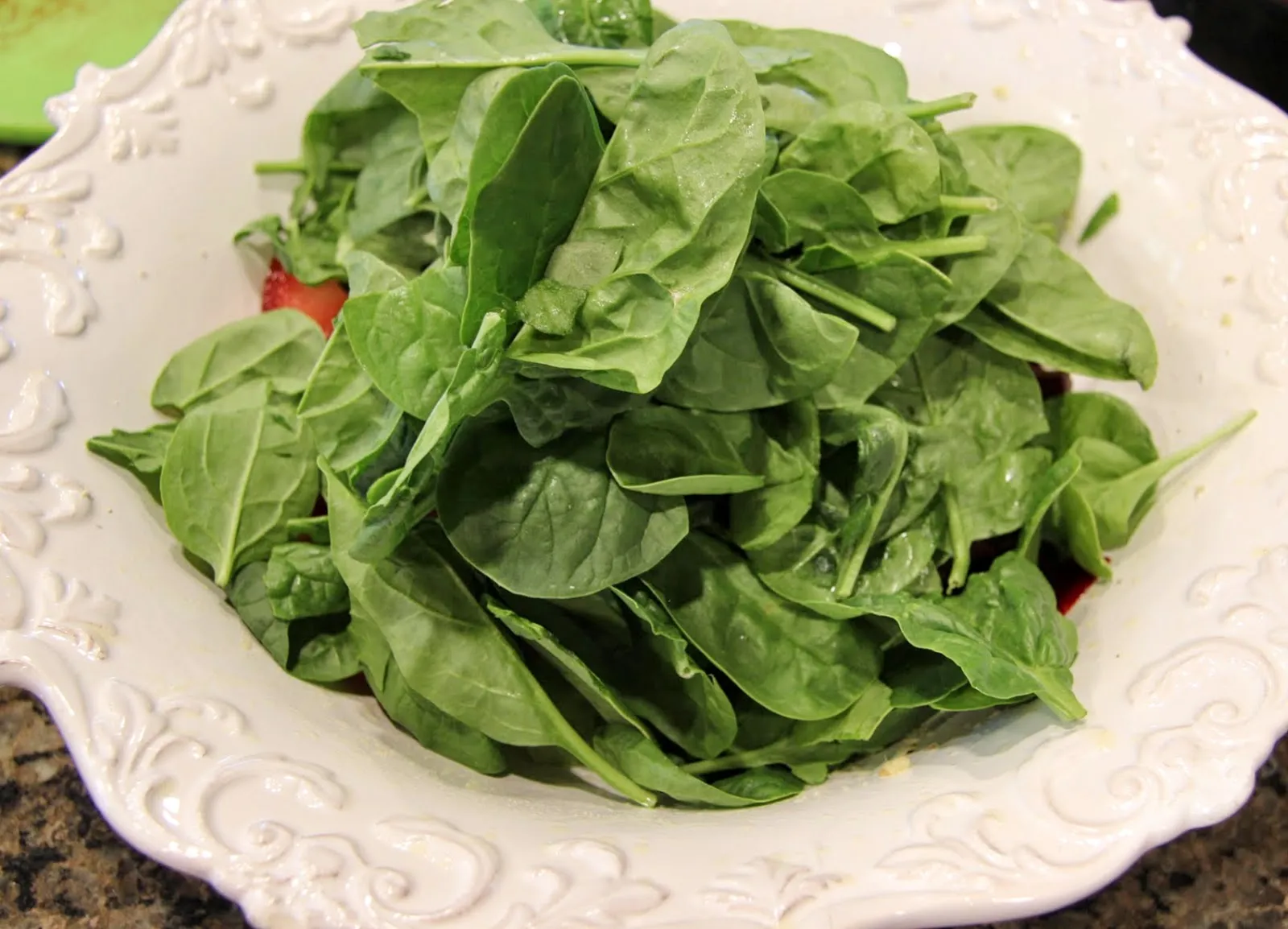 Auntie Muggs Spectacular Spinach Salad