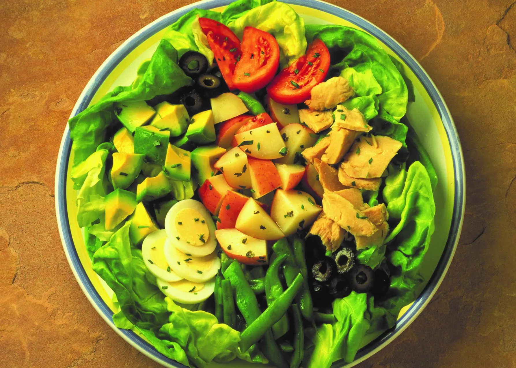 Avocado Nicoise Salad with Pesto