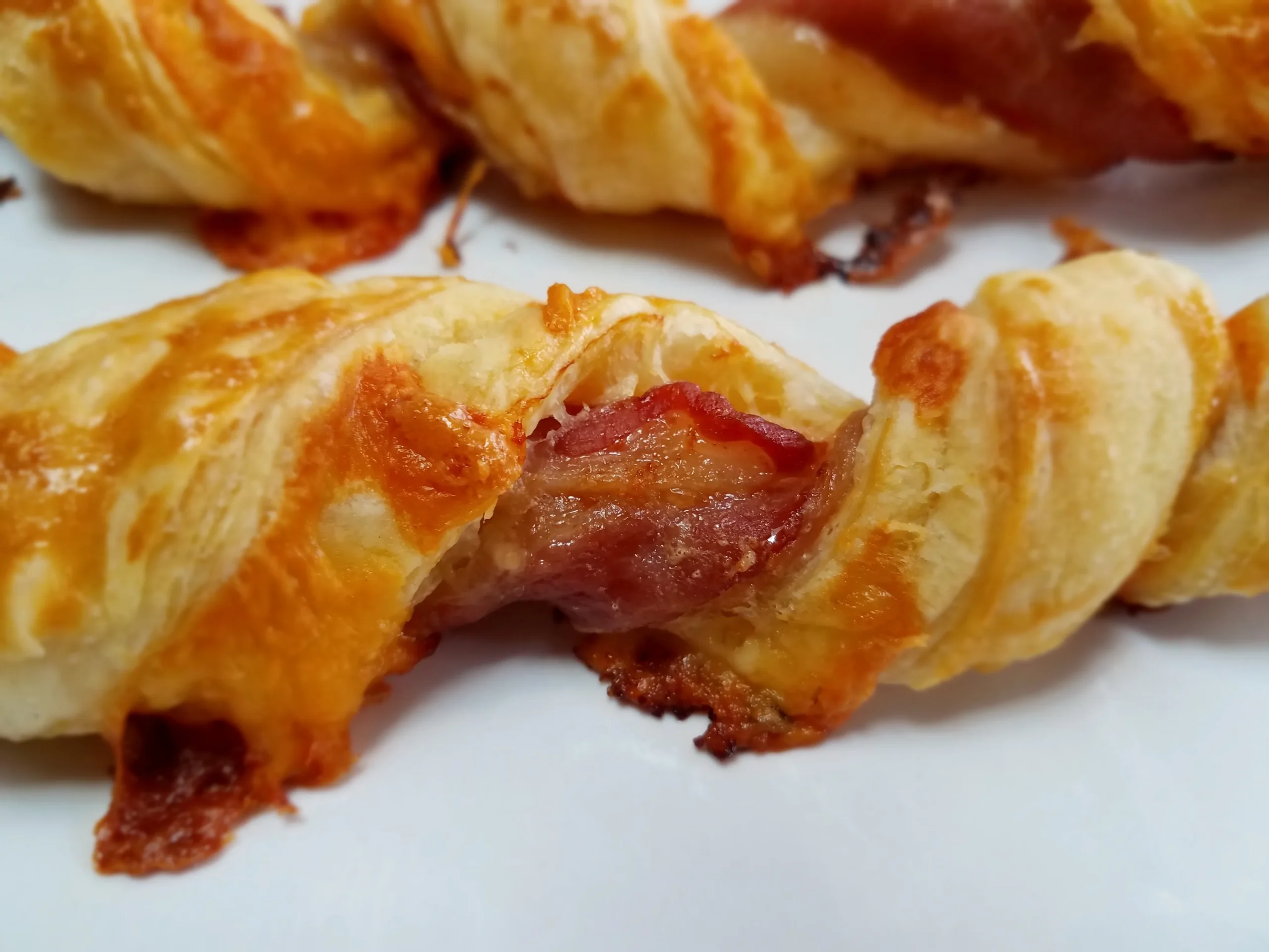 Bacon and Cheese Twists Brunchweek