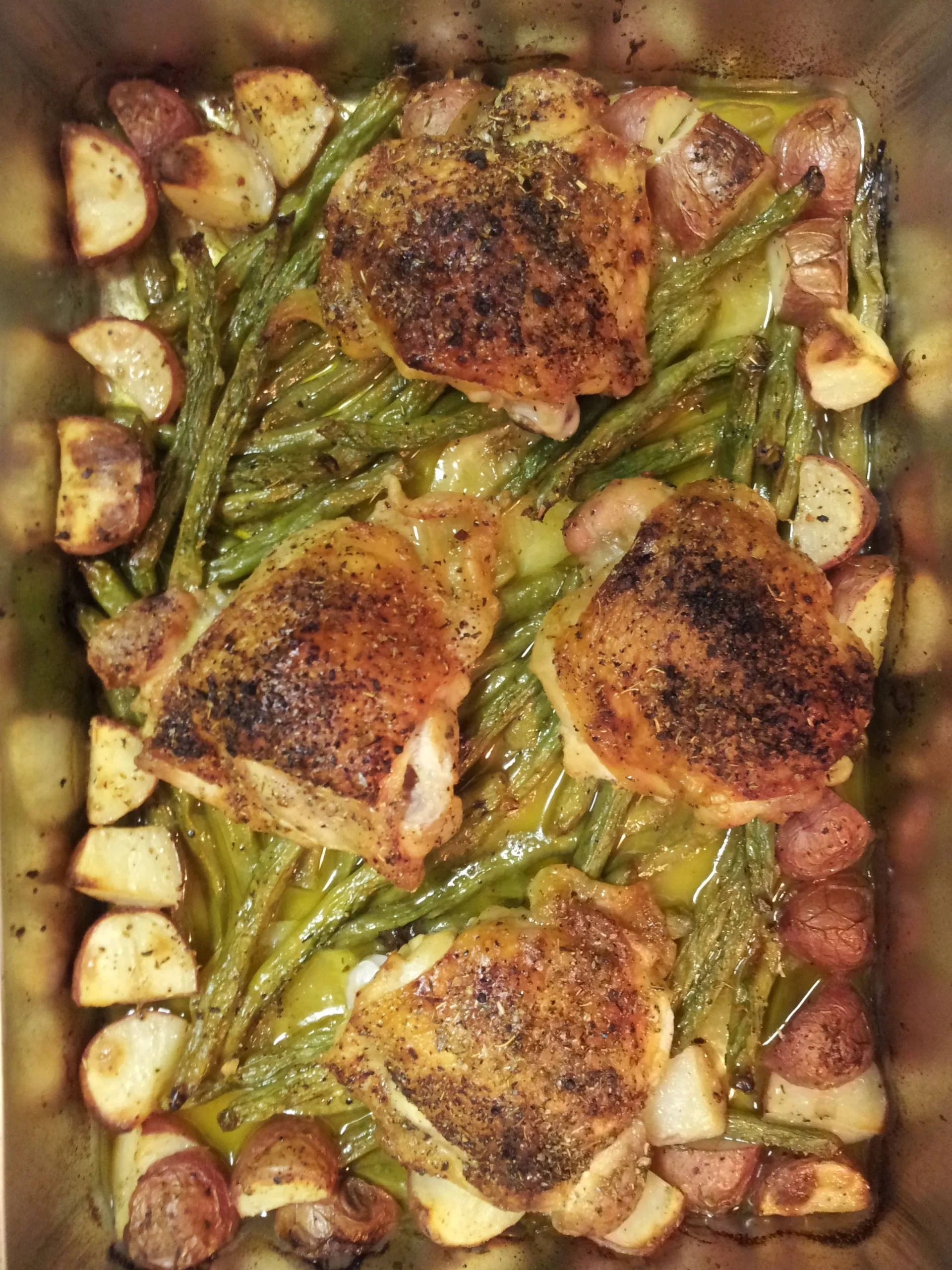 Baked Lemon Garlic Chicken with Green Beans and Potatoes
