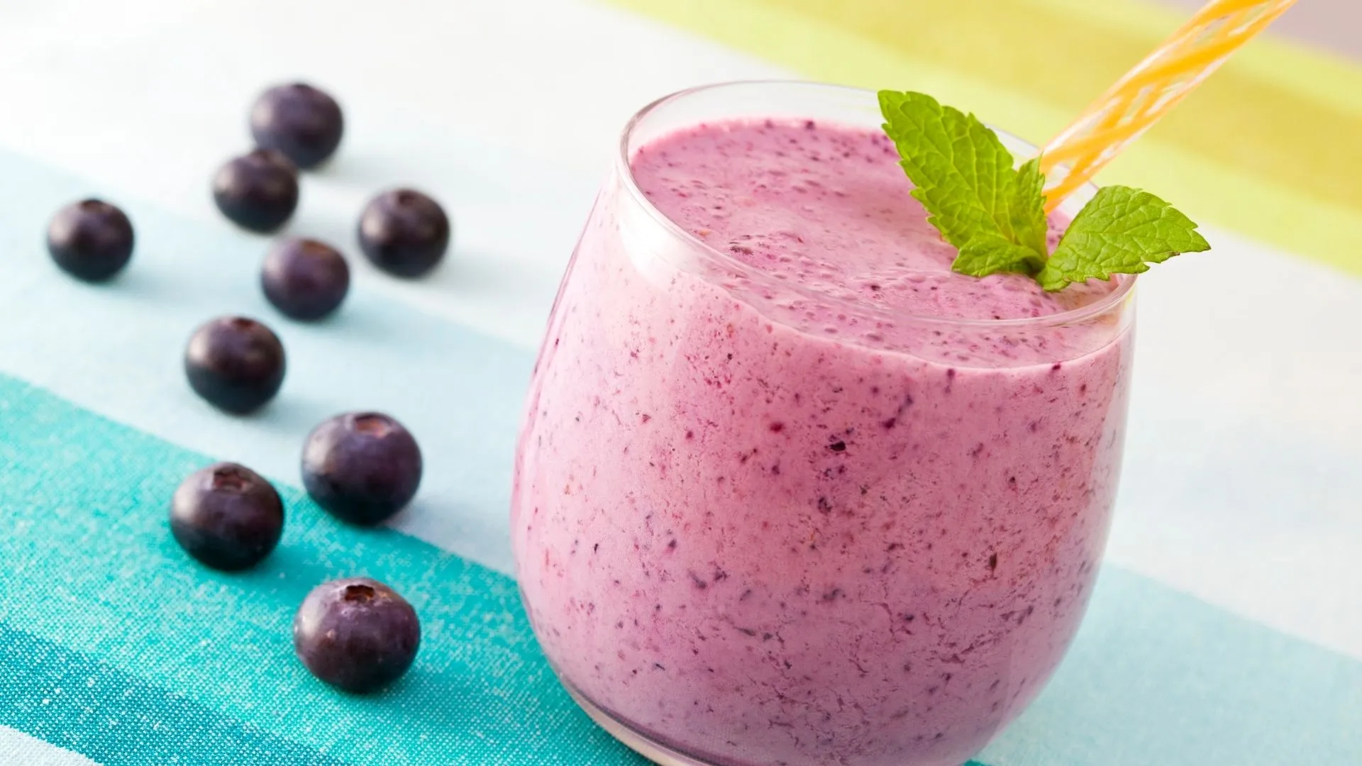 Berry Brainy Blizzard: A Smoothie for Kids