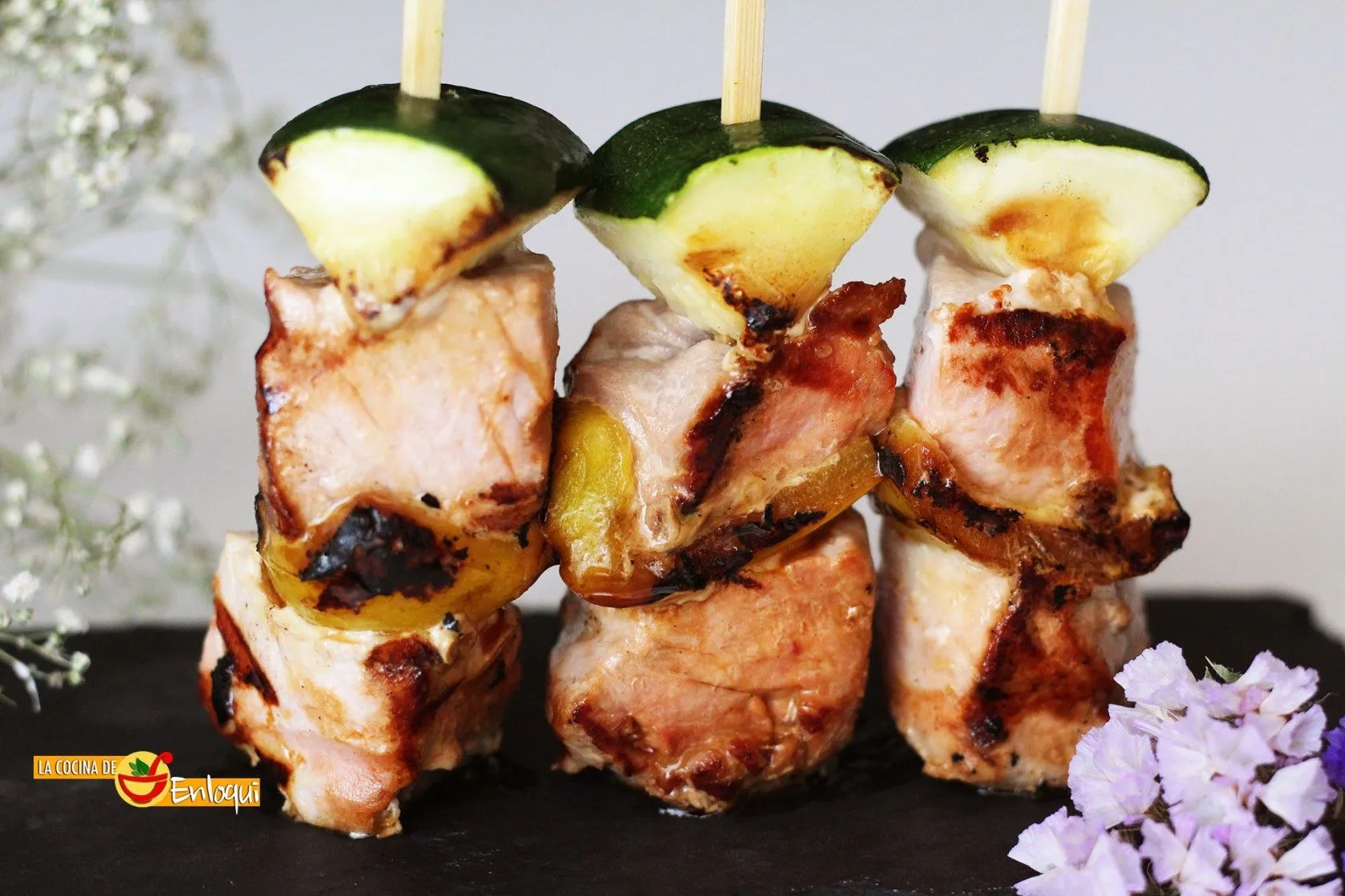Brochetas de Atún Rojo con Salsa de Mostaza y Miel