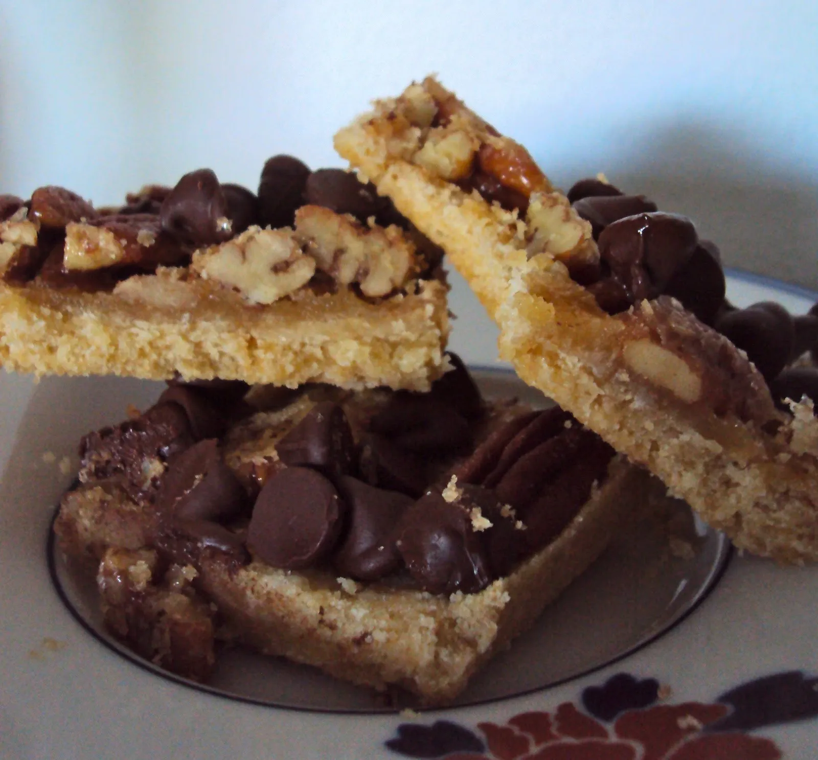 Butter Pecan Turtle Bars