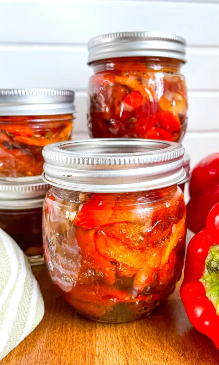 Canned Roasted Red Peppers in Wine