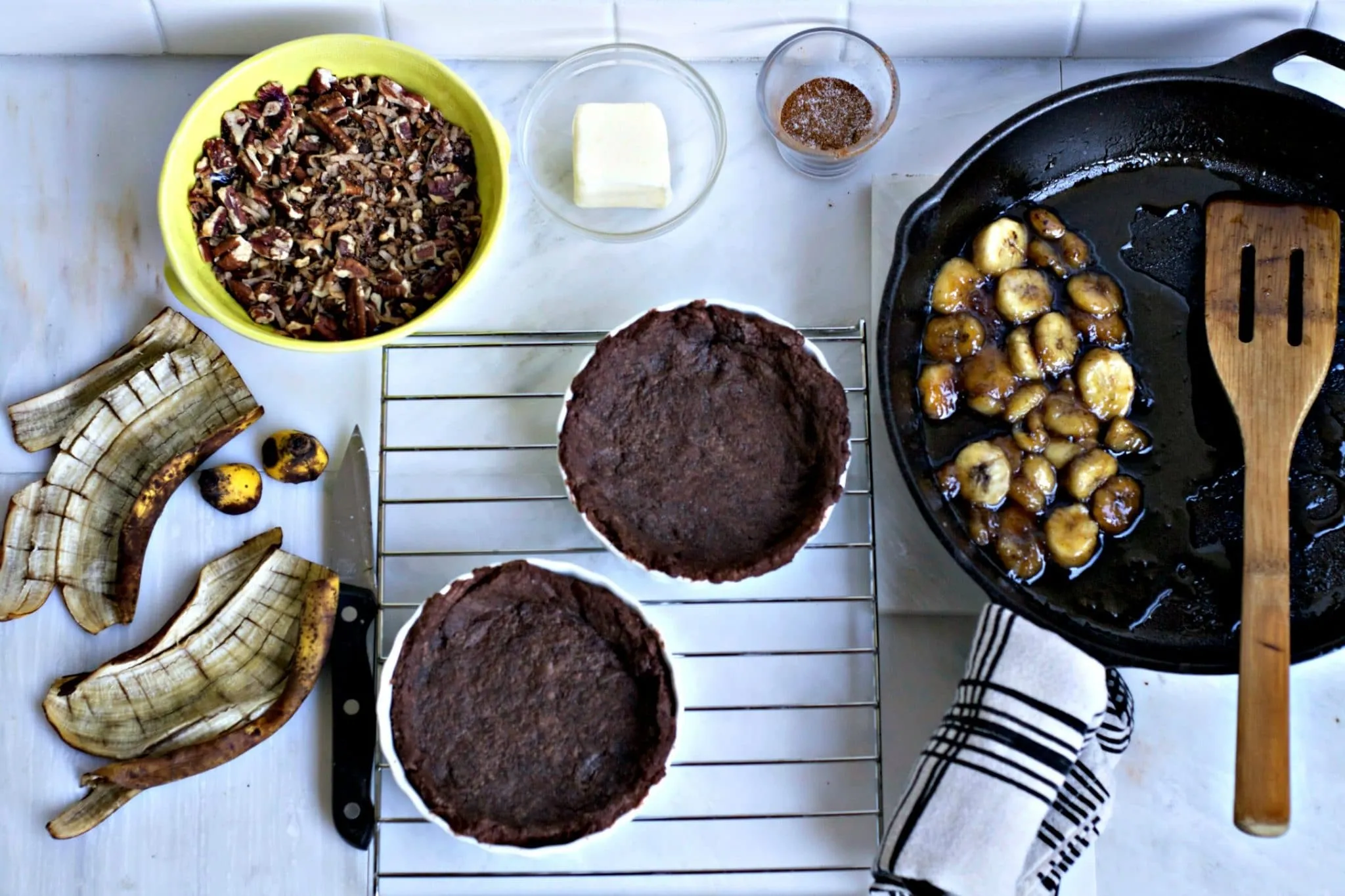 Caramelized Banana Tartlets with Vanilla Bean and Chocolate