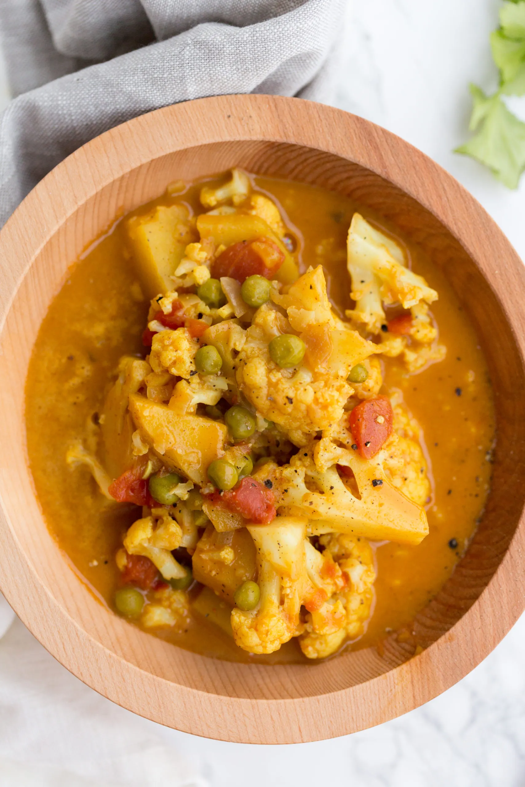 Cauliflower Potato and Pea Curry