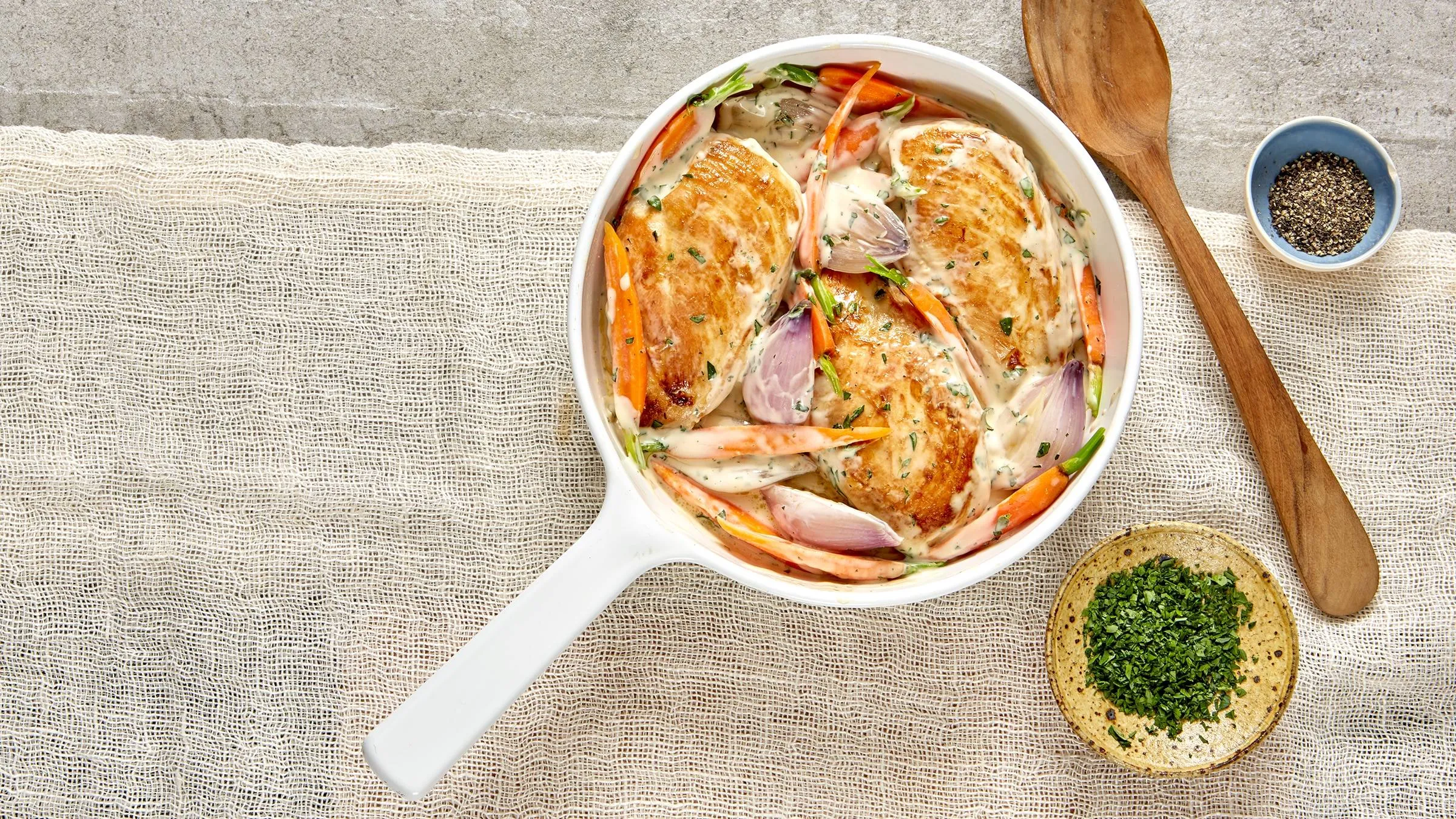 Chicken Country Chicken and Vegetables with Creamy Herb Sauce