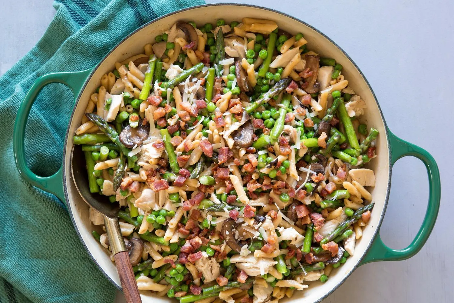 Chicken and Vegetable Penne Alfredo