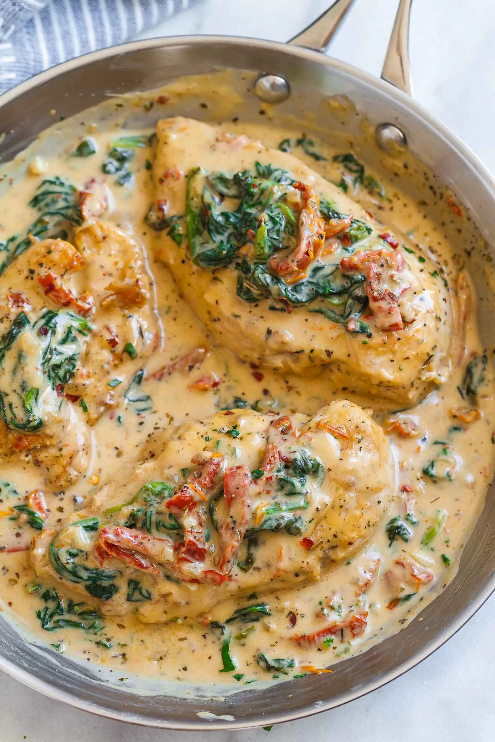 Chicken with Feta Cheese Sauce