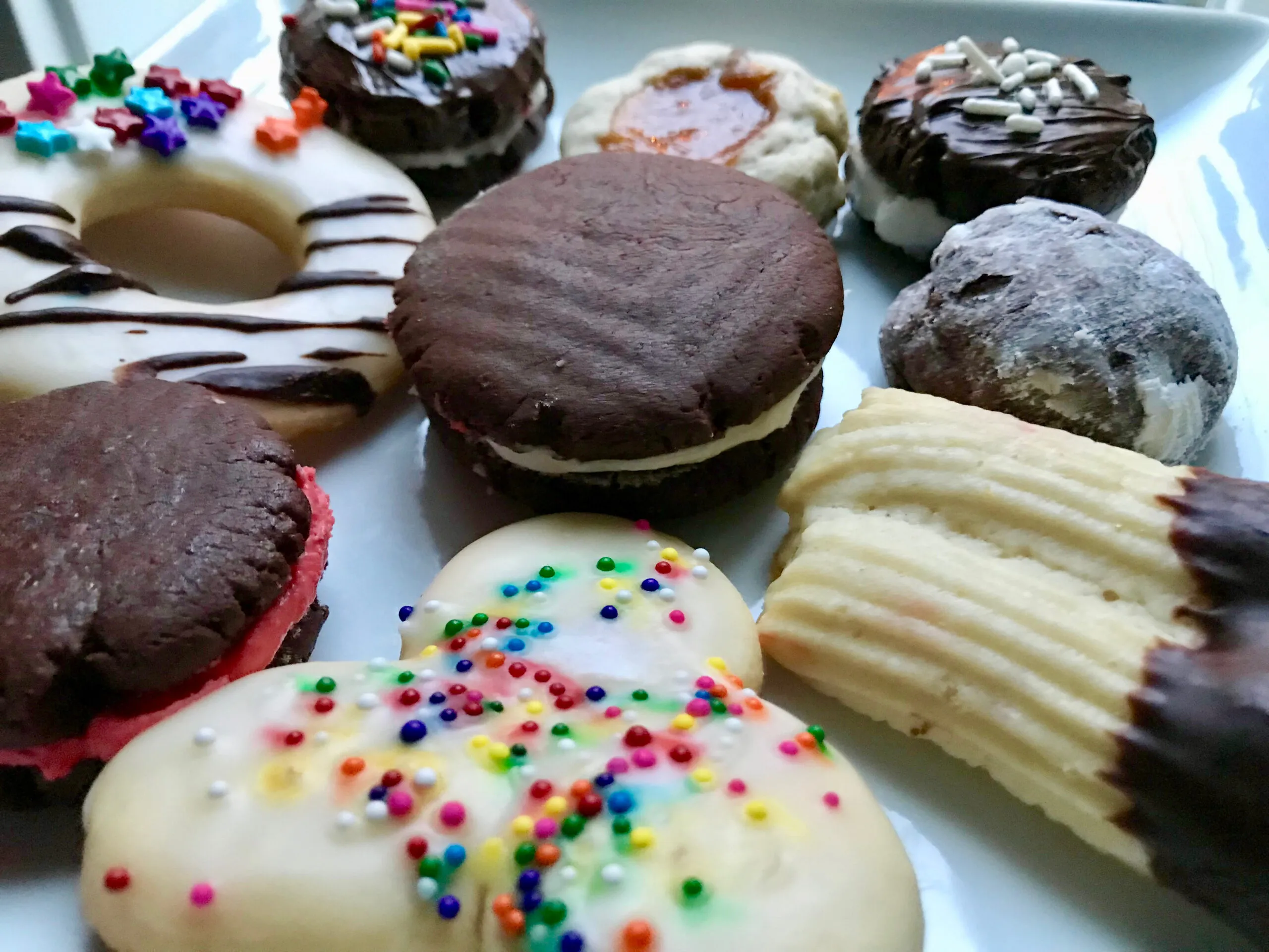 Chocolate Sandwich Cookies with Vanilla Cream Filling