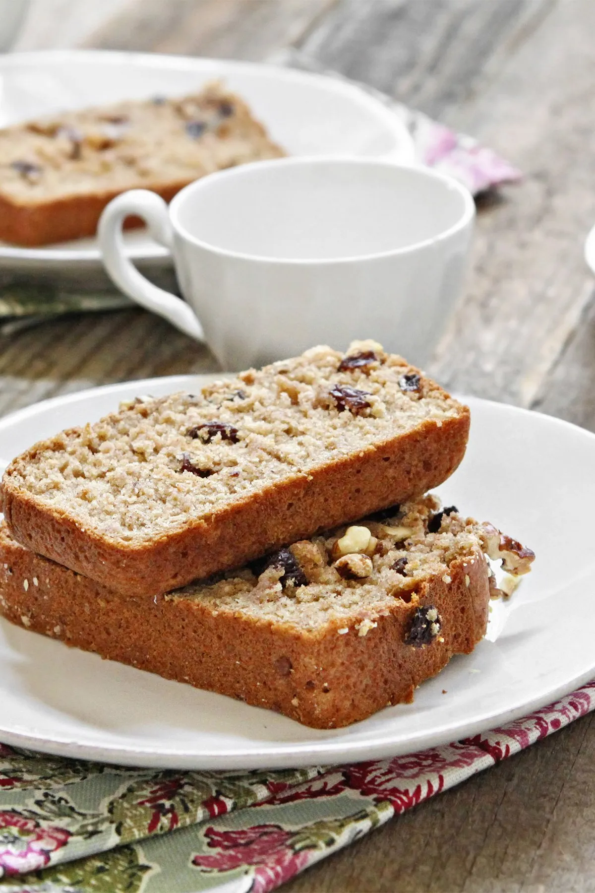 Cinnamon Applesauce Bread with Walnuts