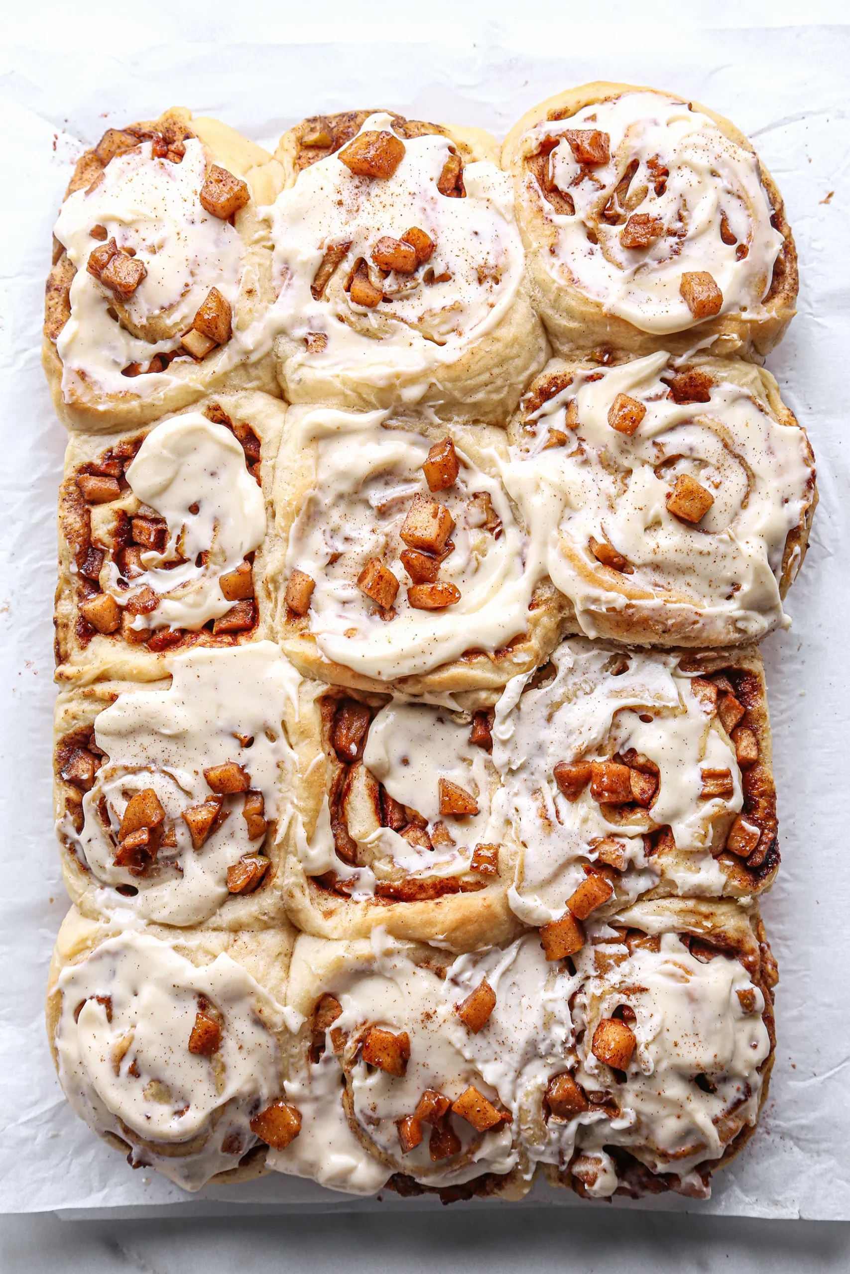 Cinnamon Rolls with Apple