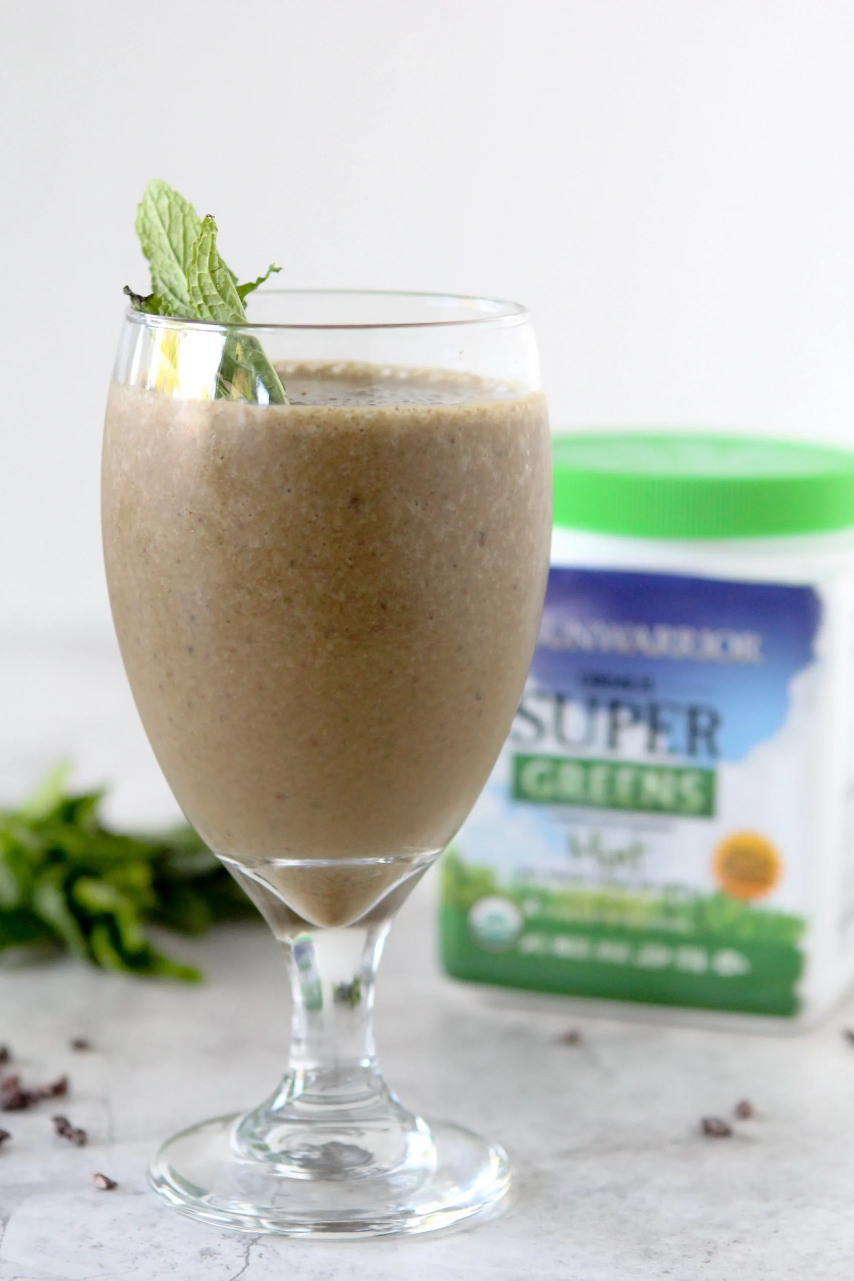 Creamy Cocoa Mint Smoothie from Paleo Smoothies