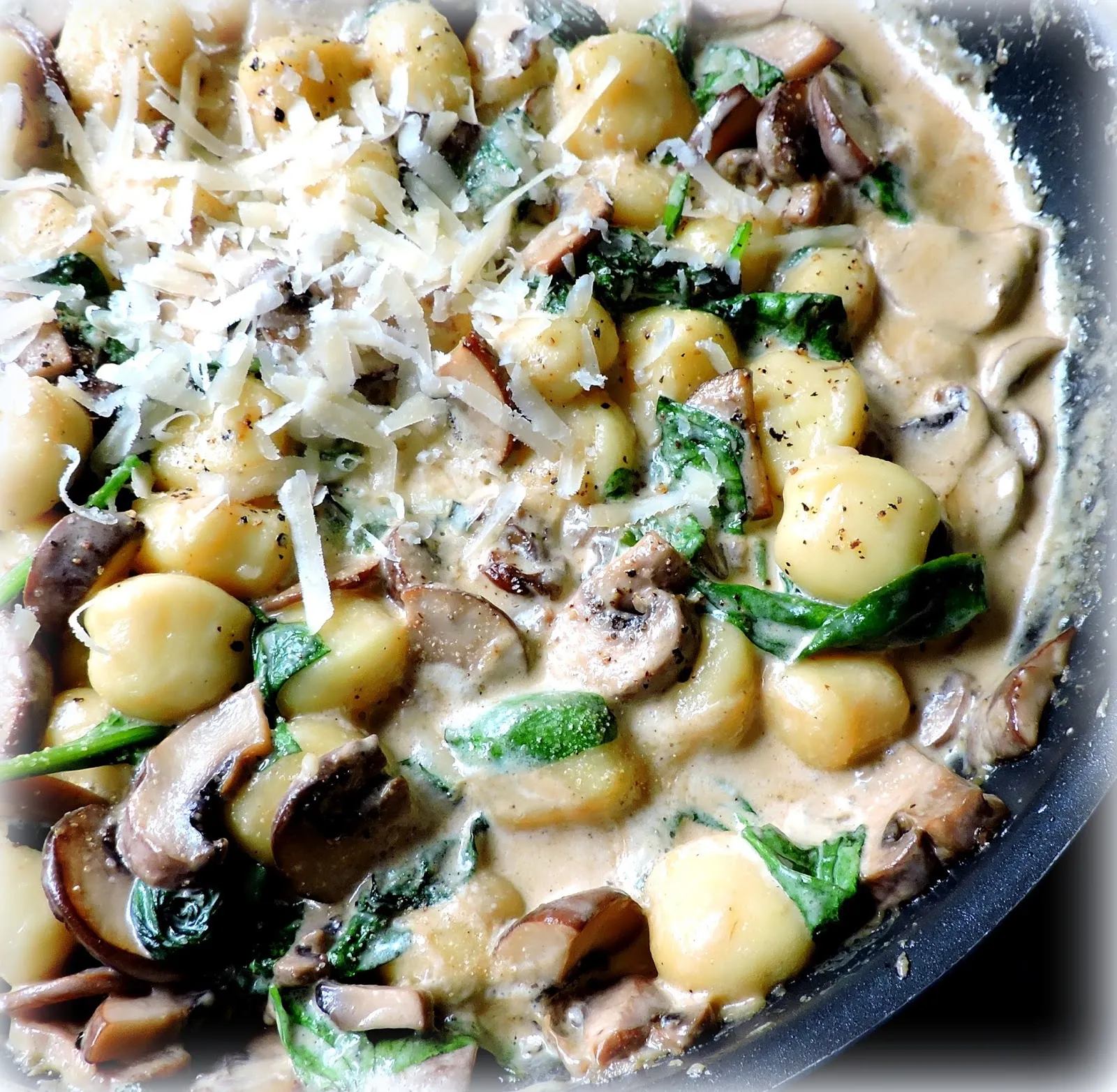 Creamy Gnocchi with Mushrooms
