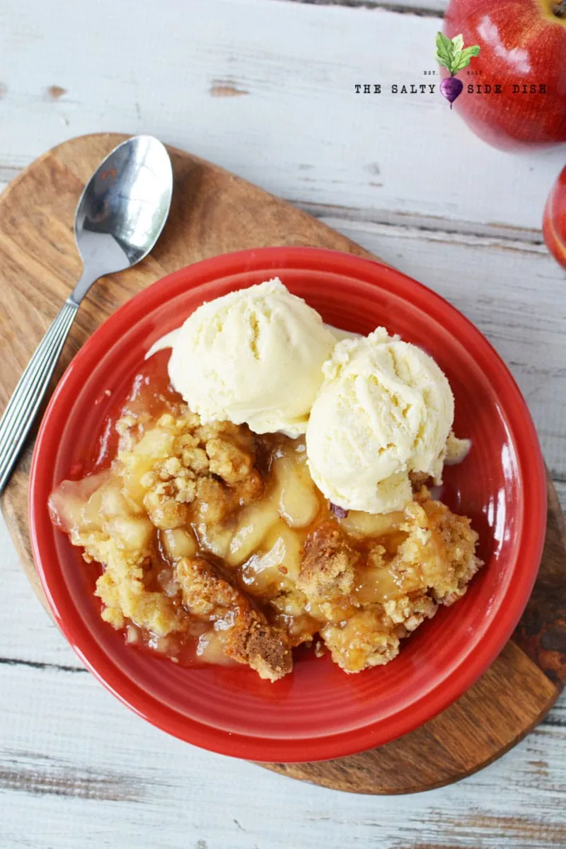 Crock Pot Apple Pie Dump Cake