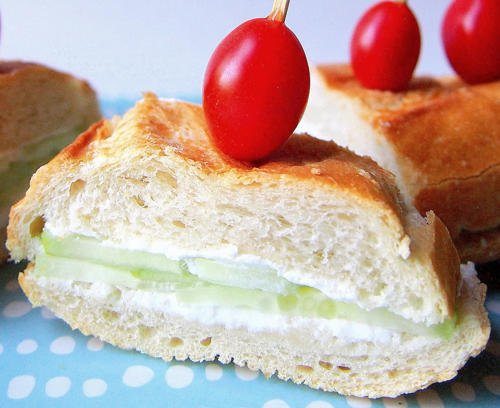 Cucumber Sandwiches with Cream Cheese