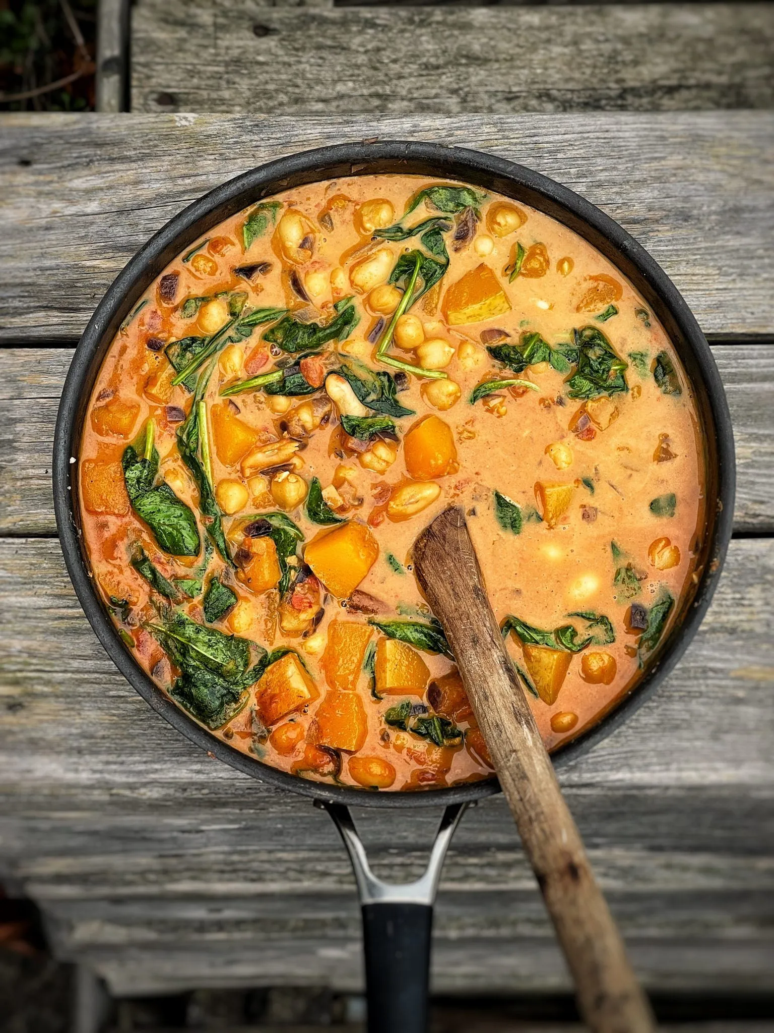 Curly Kale and Chickpea Balti