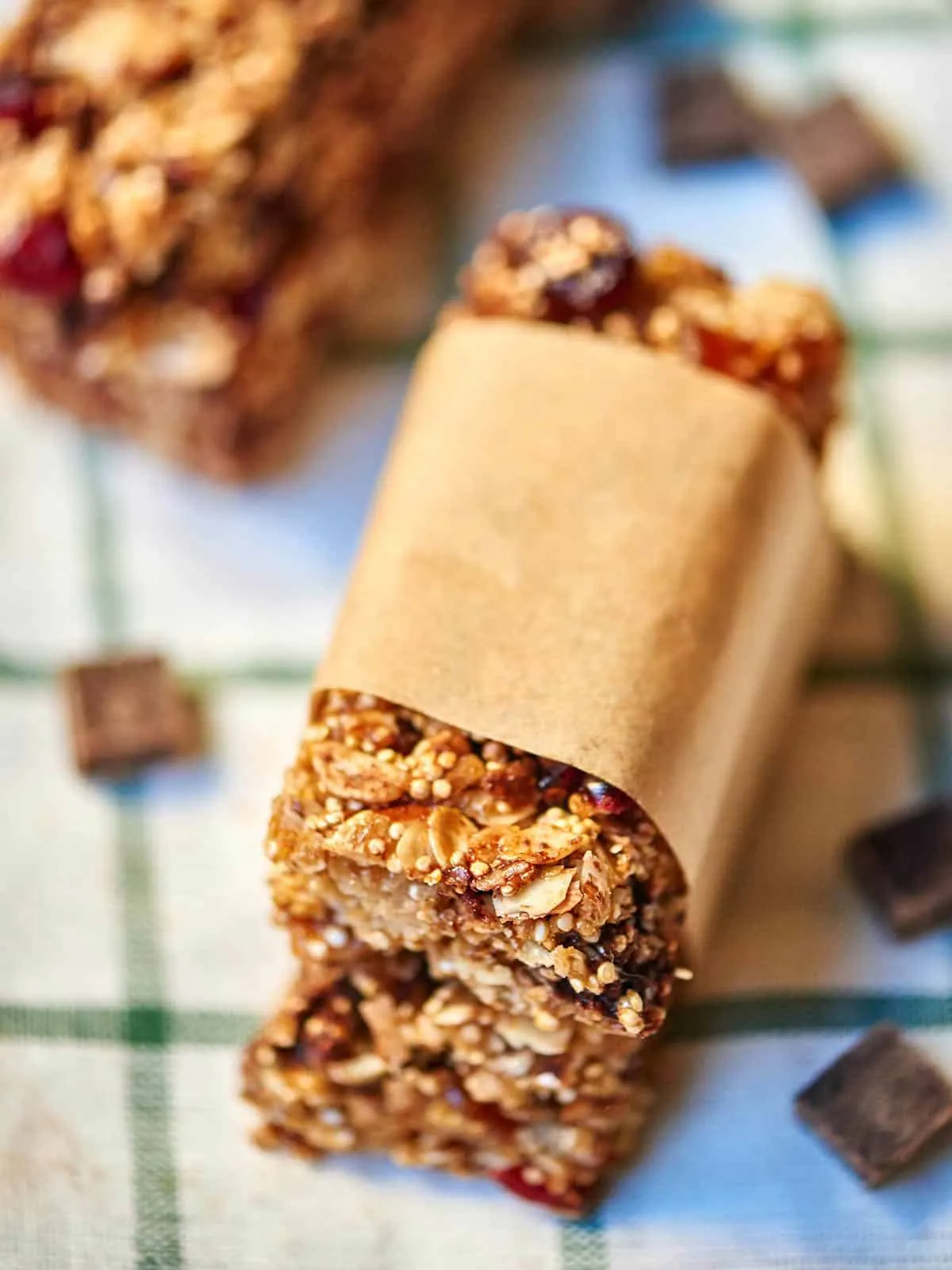 Dark Chocolate Chunk Quinoa Granola Bars