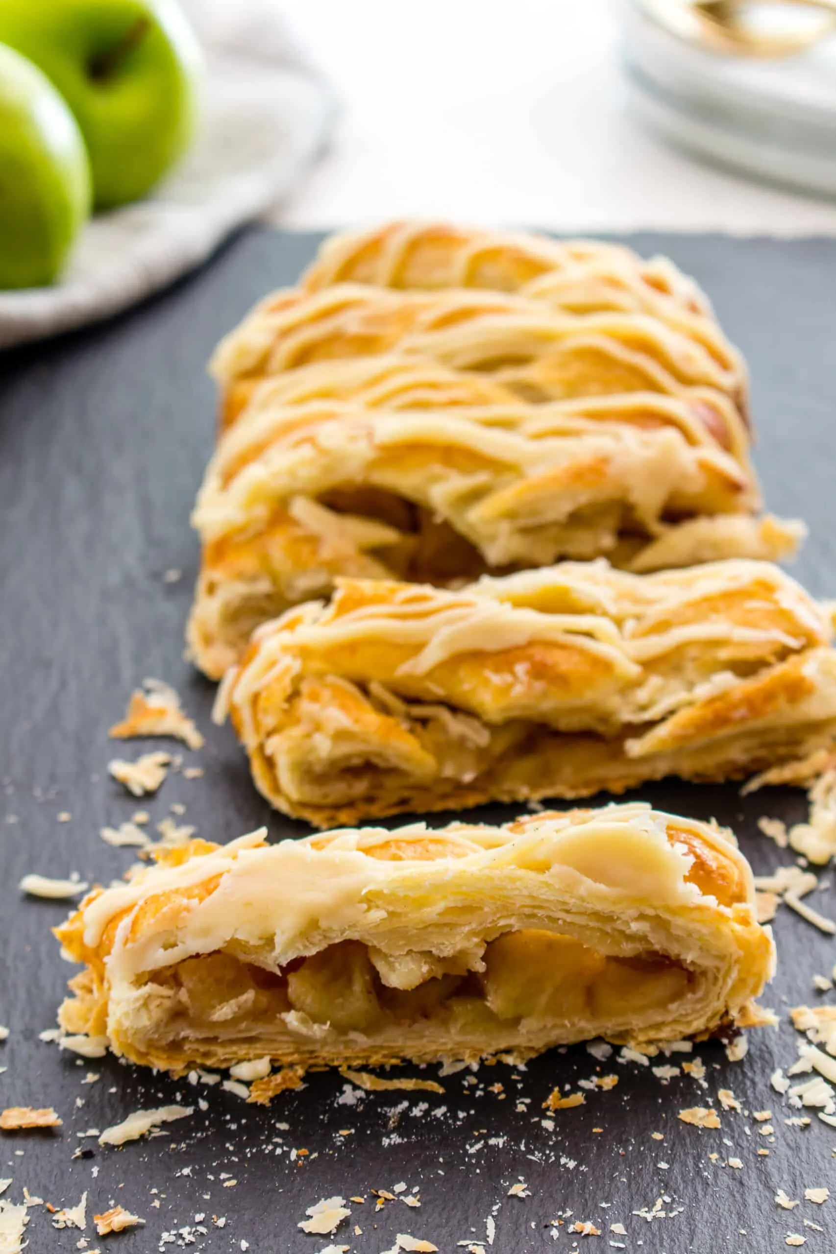 Easy Apple Strudel Dessert