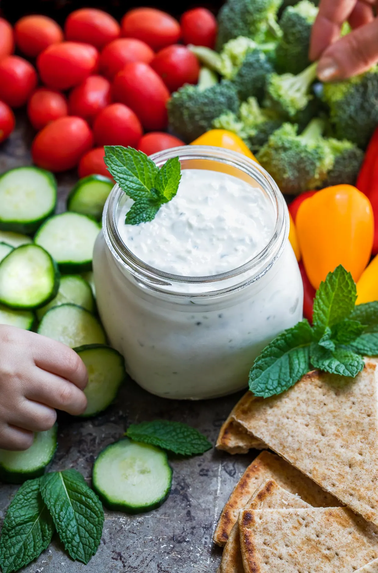 Easy Cucumber Tzatziki Sauce