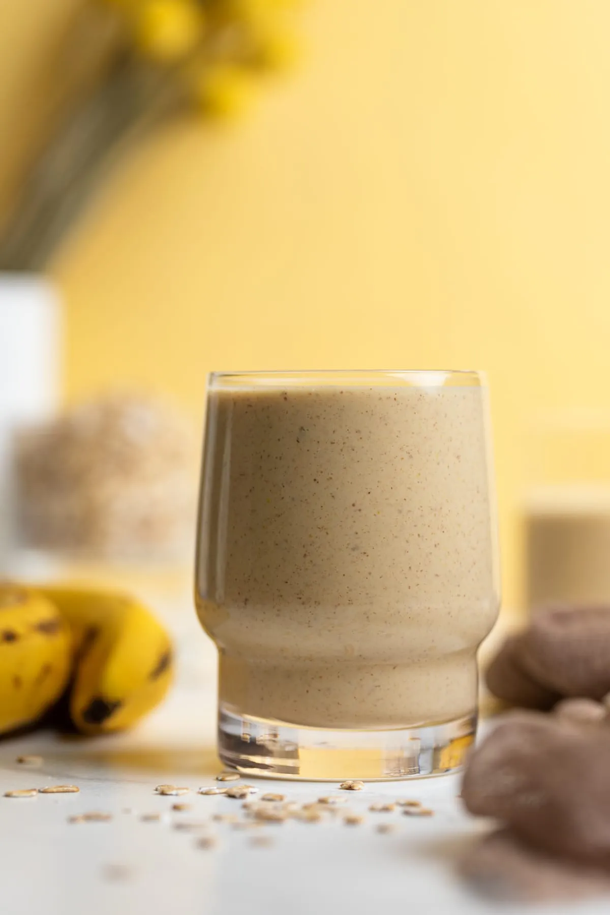 Easy Peanut Butter Banana Oats Smoothie