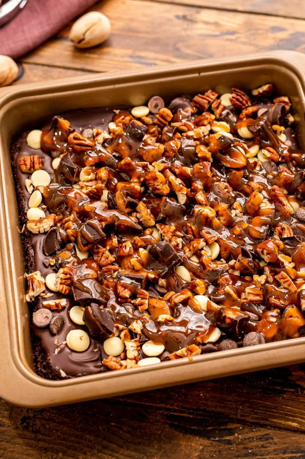 Easy Skillet Turtle Brownies