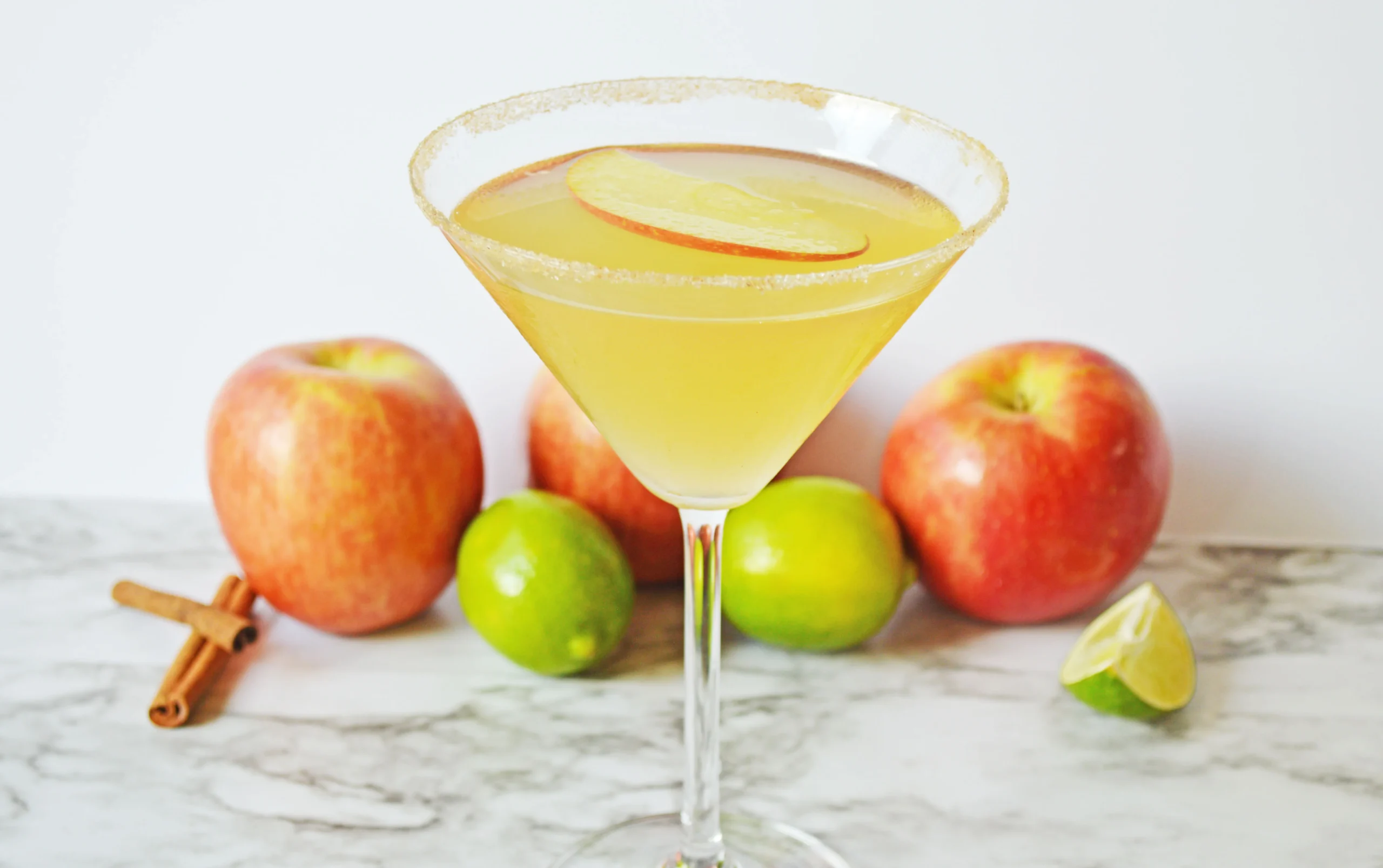 Easy Spiced Apple Cider Martini