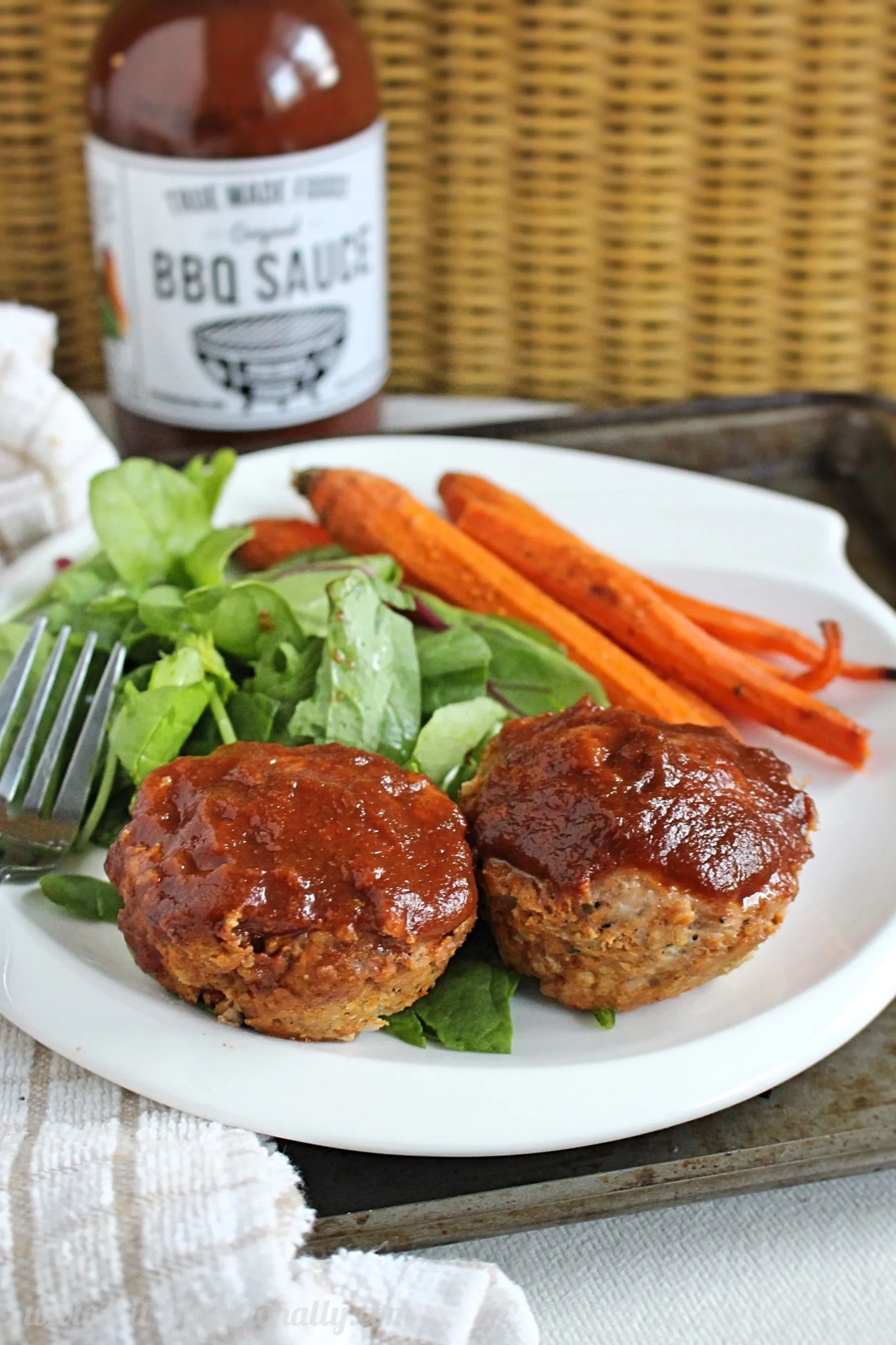 Easy Turkey Meatloaf Muffins with Tangy Glaze