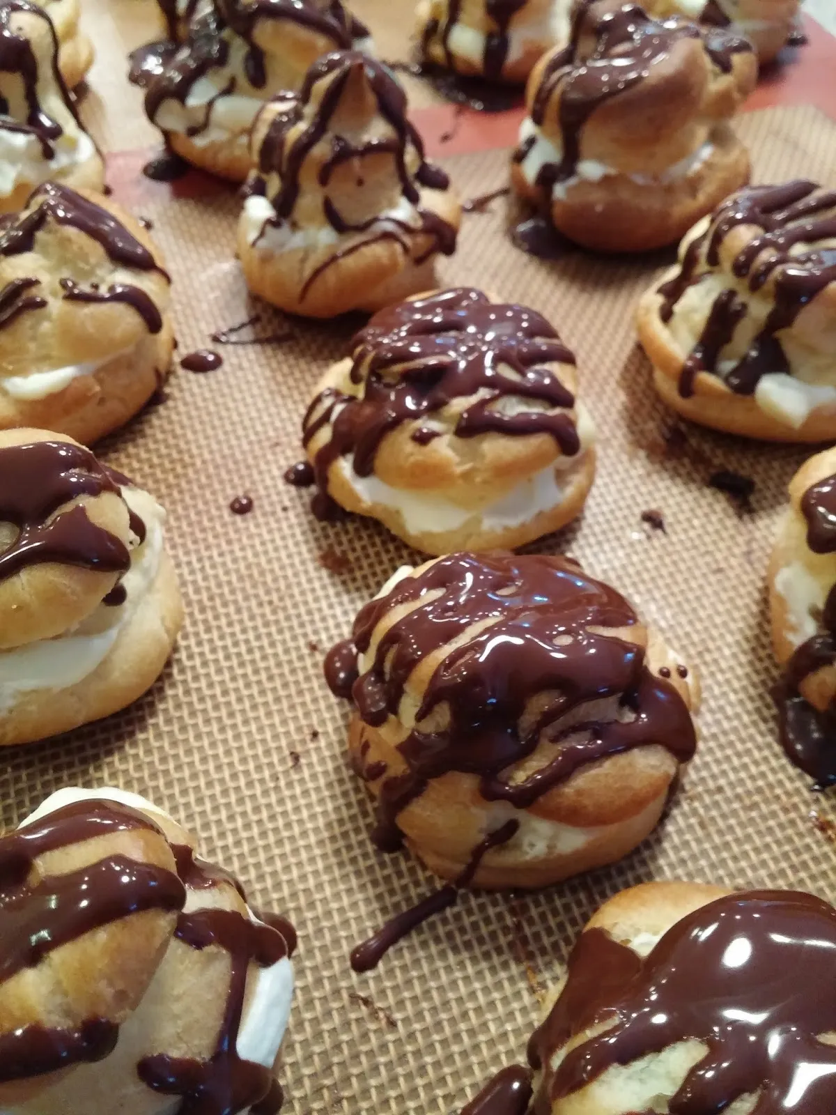 Eclairs Pate a Choux Puffs