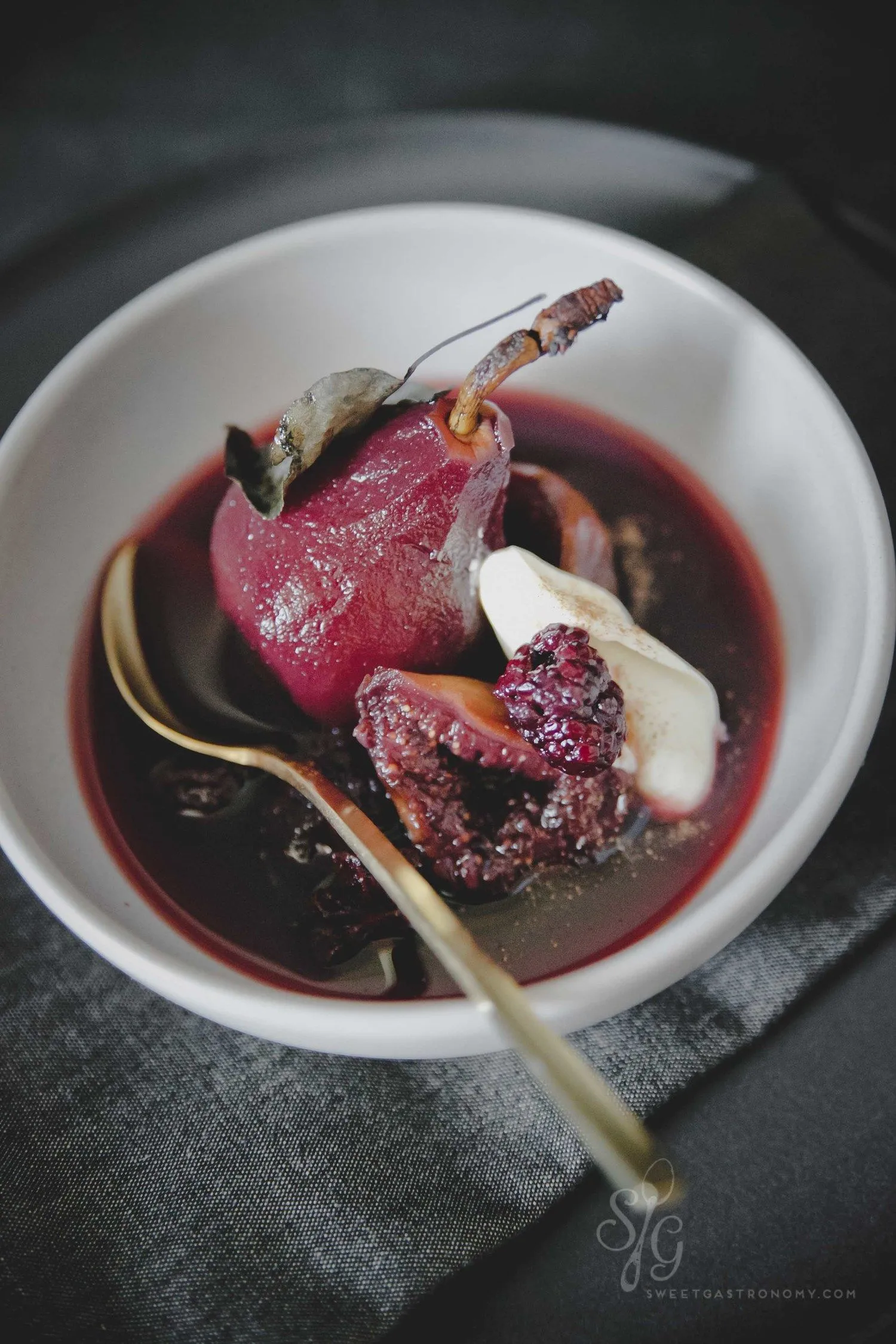 Figs Poached in Red Wine with Oranges and Mascarpone Cream