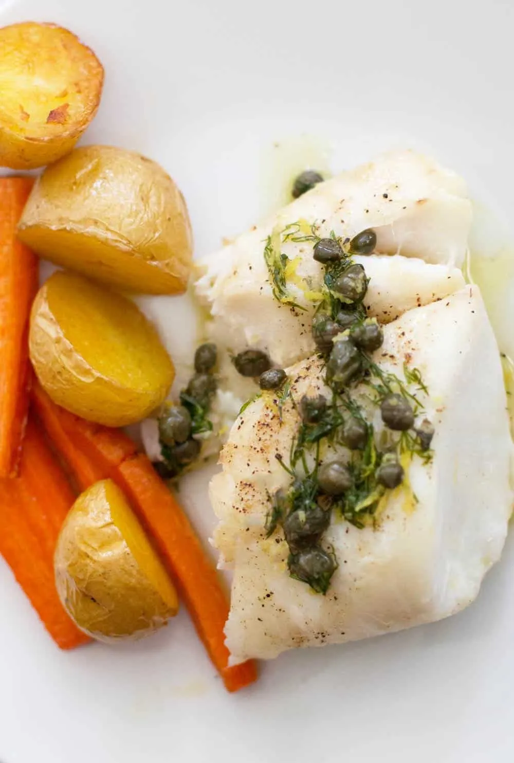 Fish with Lemon and Caper Sauce