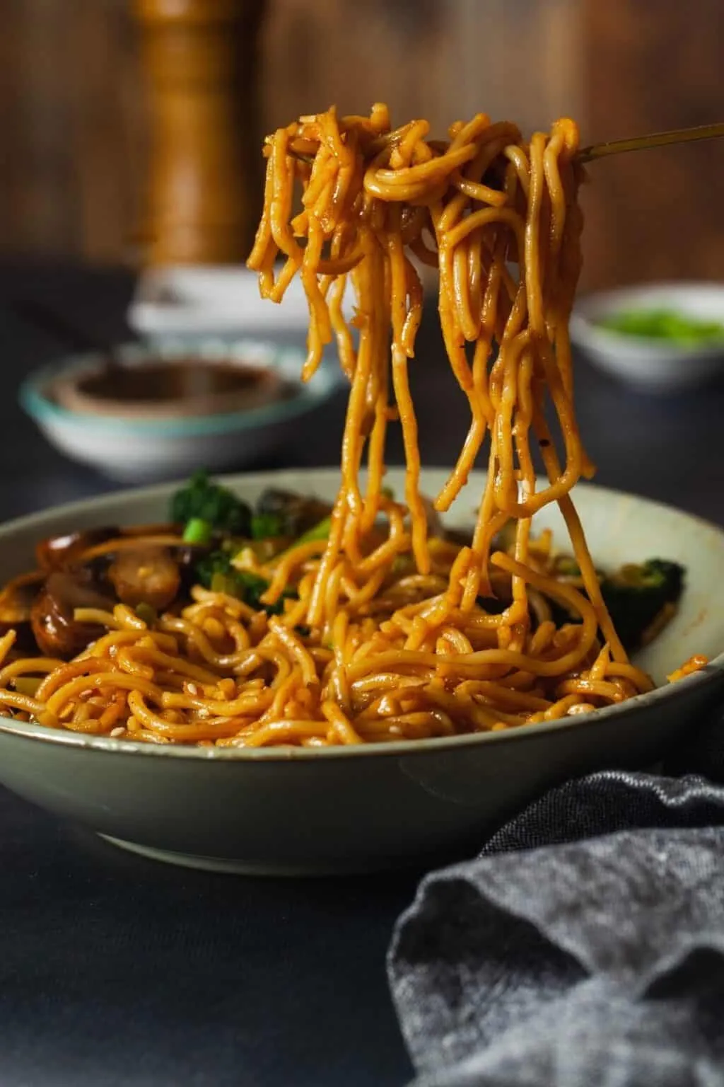 General Tso Noodles (Vegetarian)