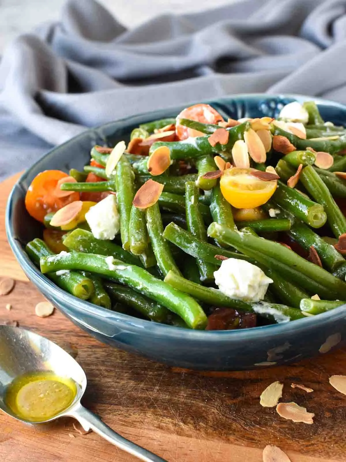 Green Bean Salad with Tomatoes and Creamy Feta