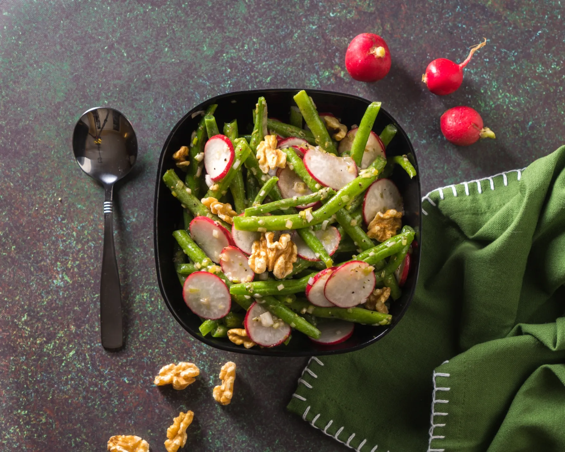 Green Bean Salad with Walnut Dressing