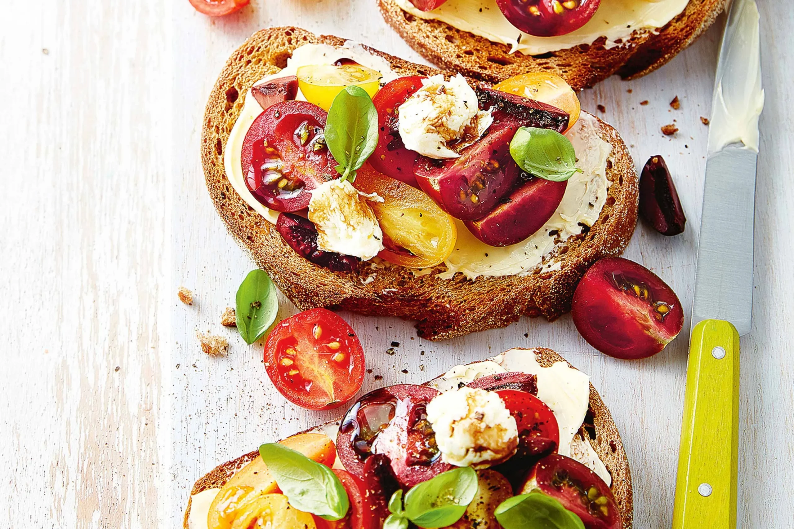 Grilled Bruschetta with Nectarines, Ricotta, and Prosciutto