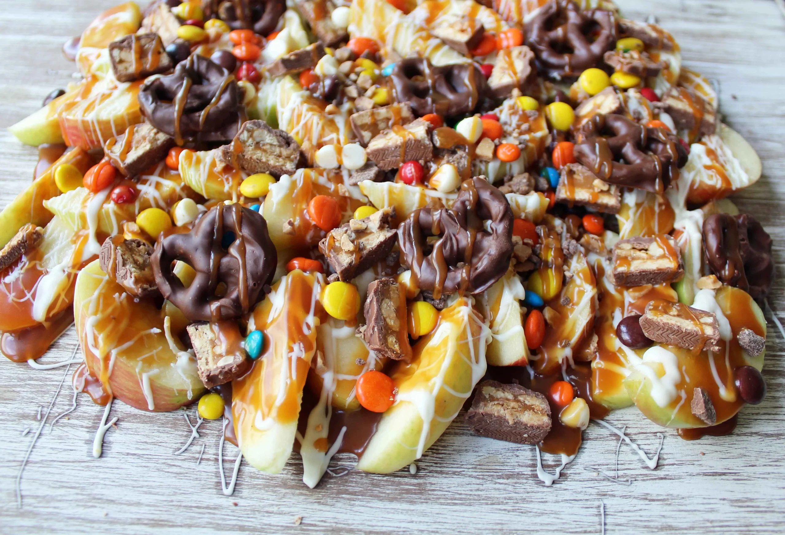 Halloween Dessert Apple Nachos
