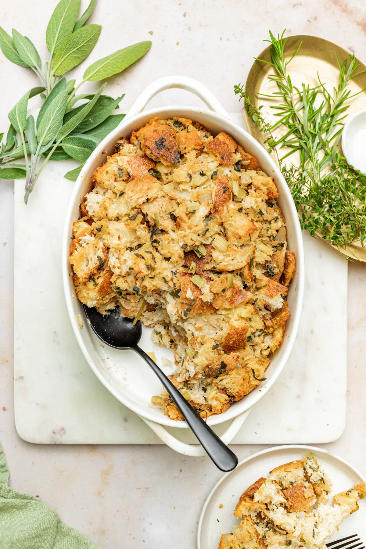 Herbed Vegetarian Sourdough Stuffing