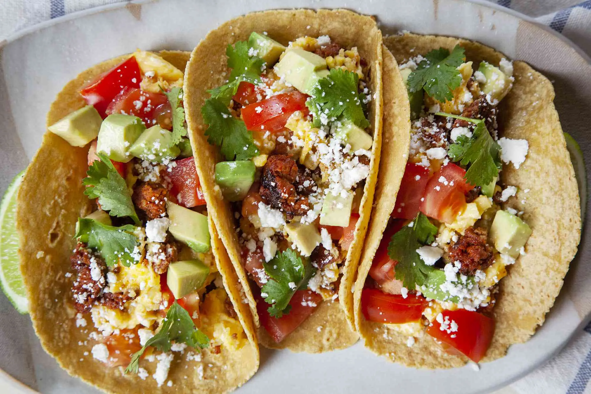 Huevo con Chorizo Breakfast Tacos