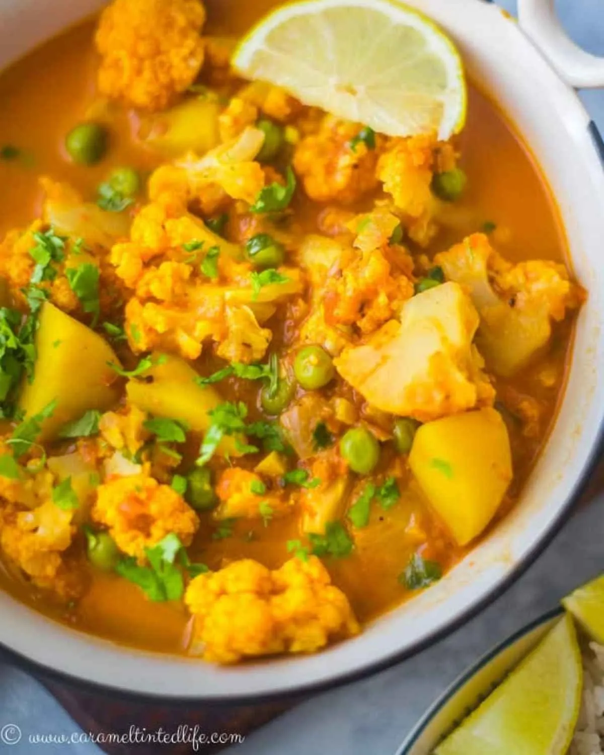 Instant Pot Cauliflower and Pea Coconut Curry