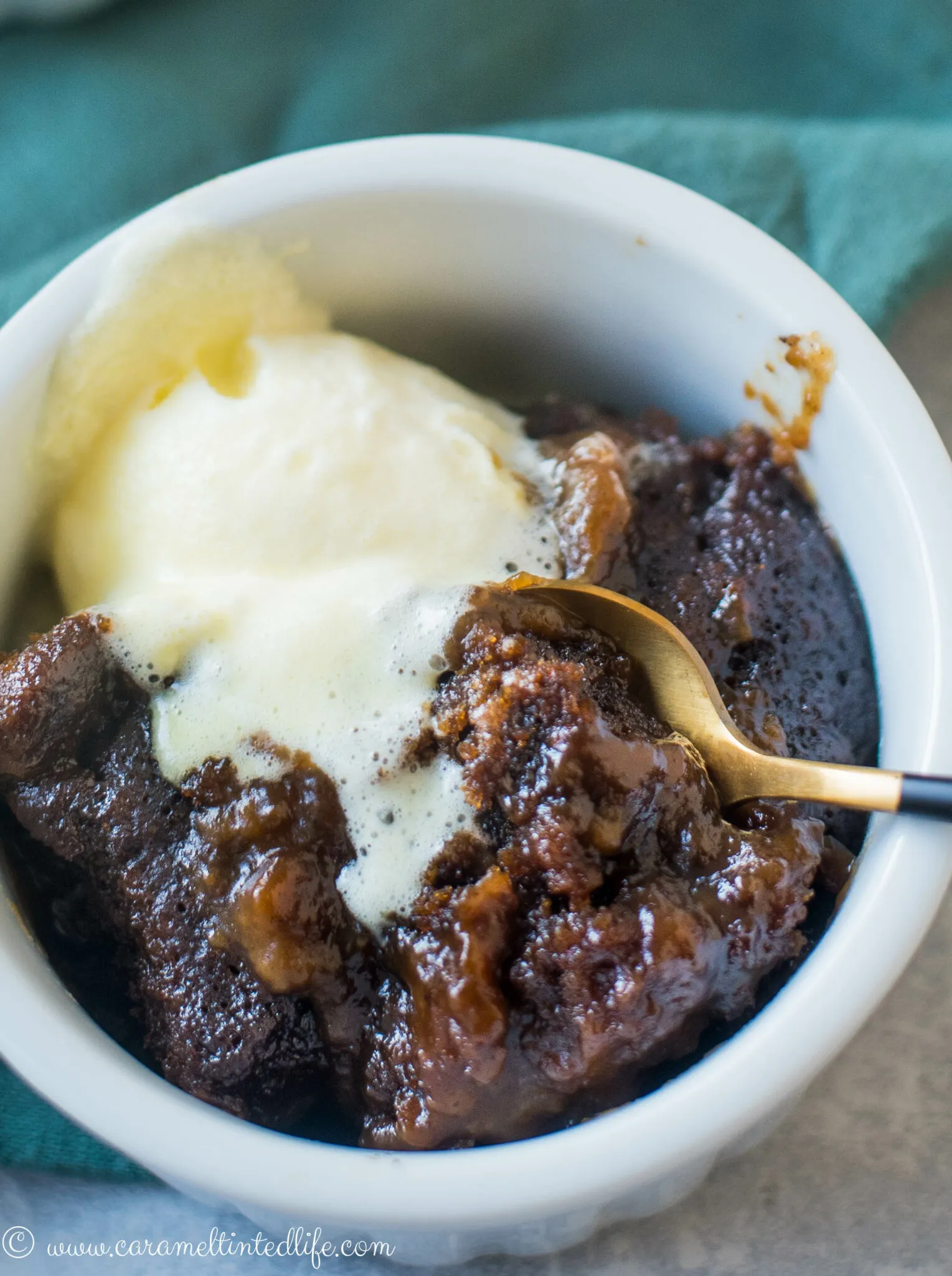 Instant Pot Gingerbread Bread Pudding