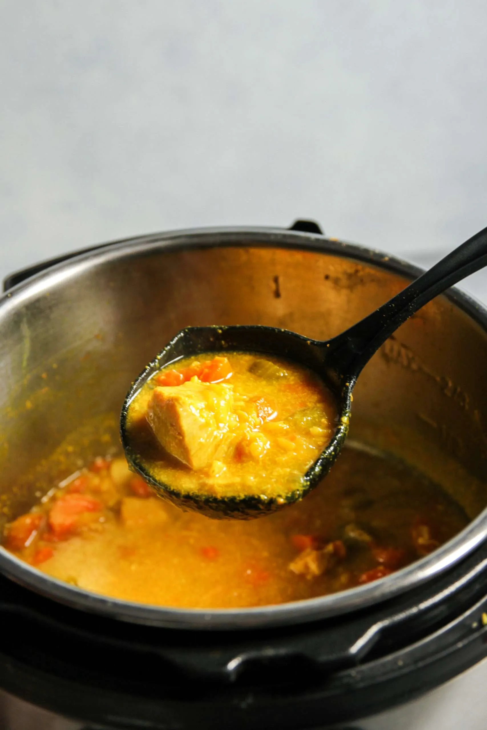 Instant Pot Turmeric Chicken and Rice