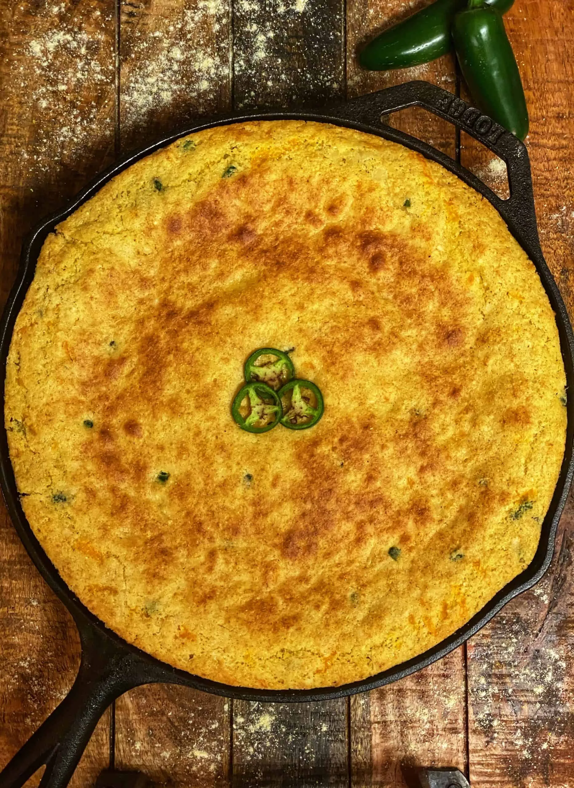 Jalapeno Cheddar Skillet Cornbread