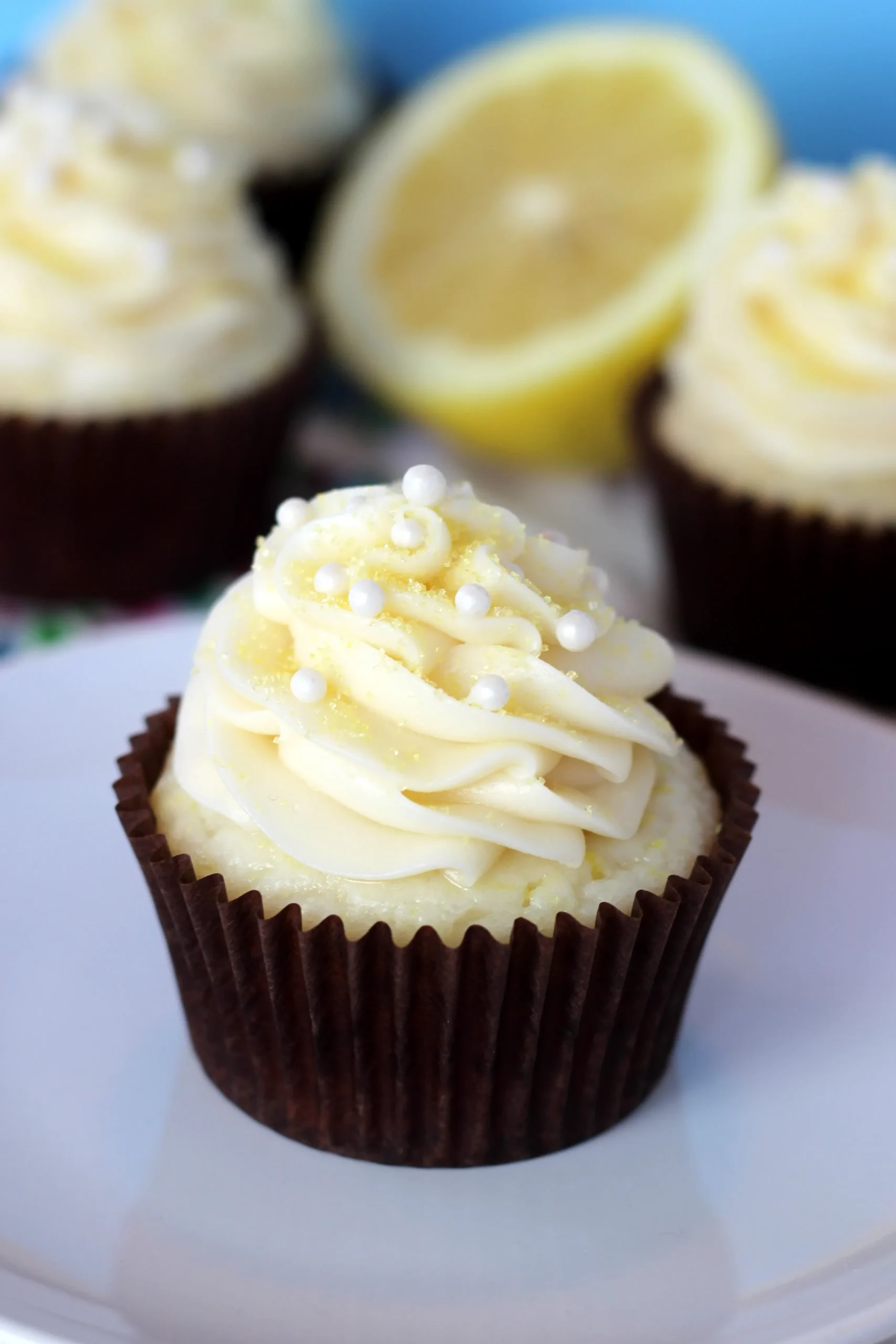 Lemon Cupcakes with Lemon Cream