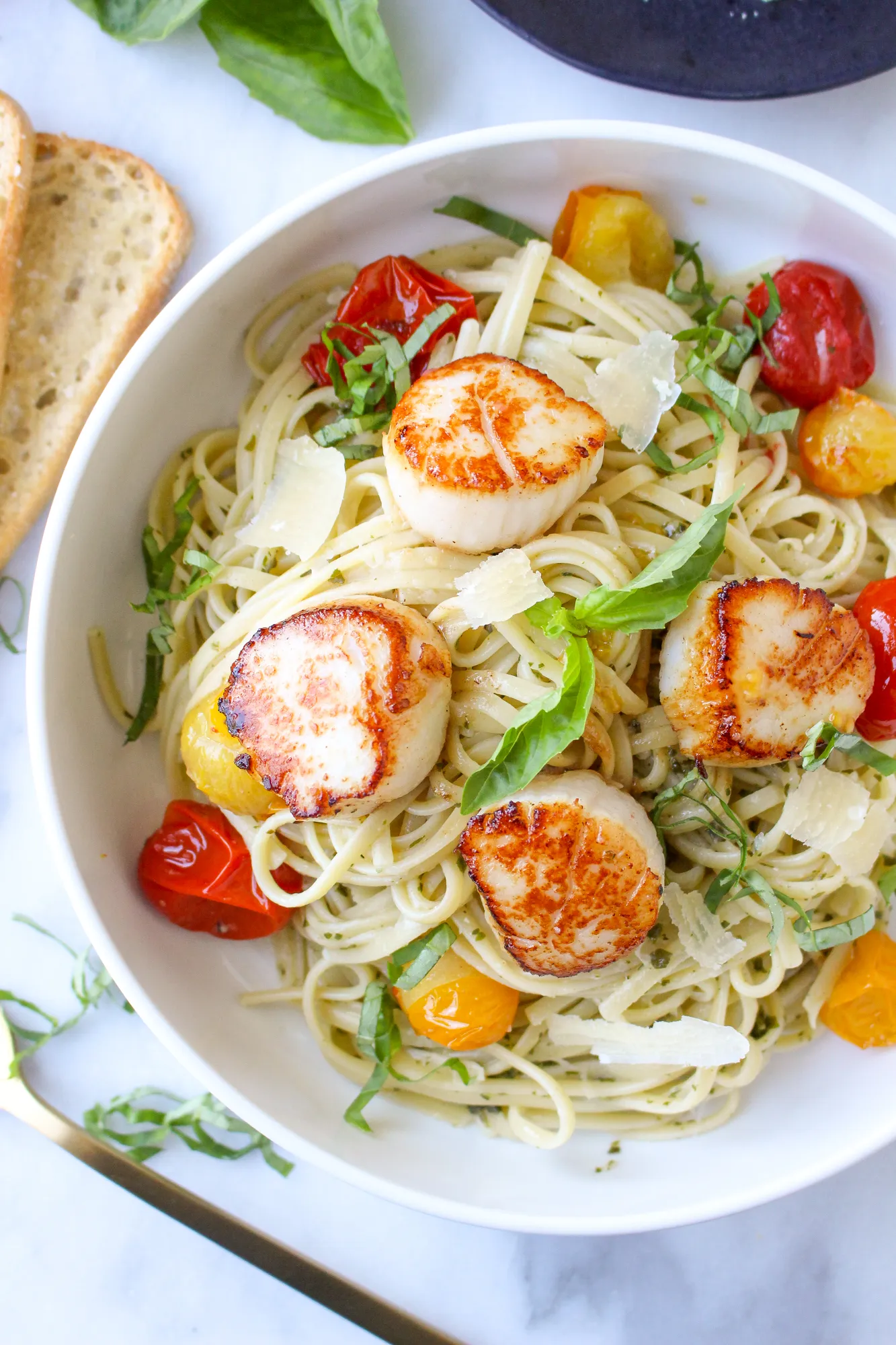 Lickety Split Linguine with Scallops and Toma