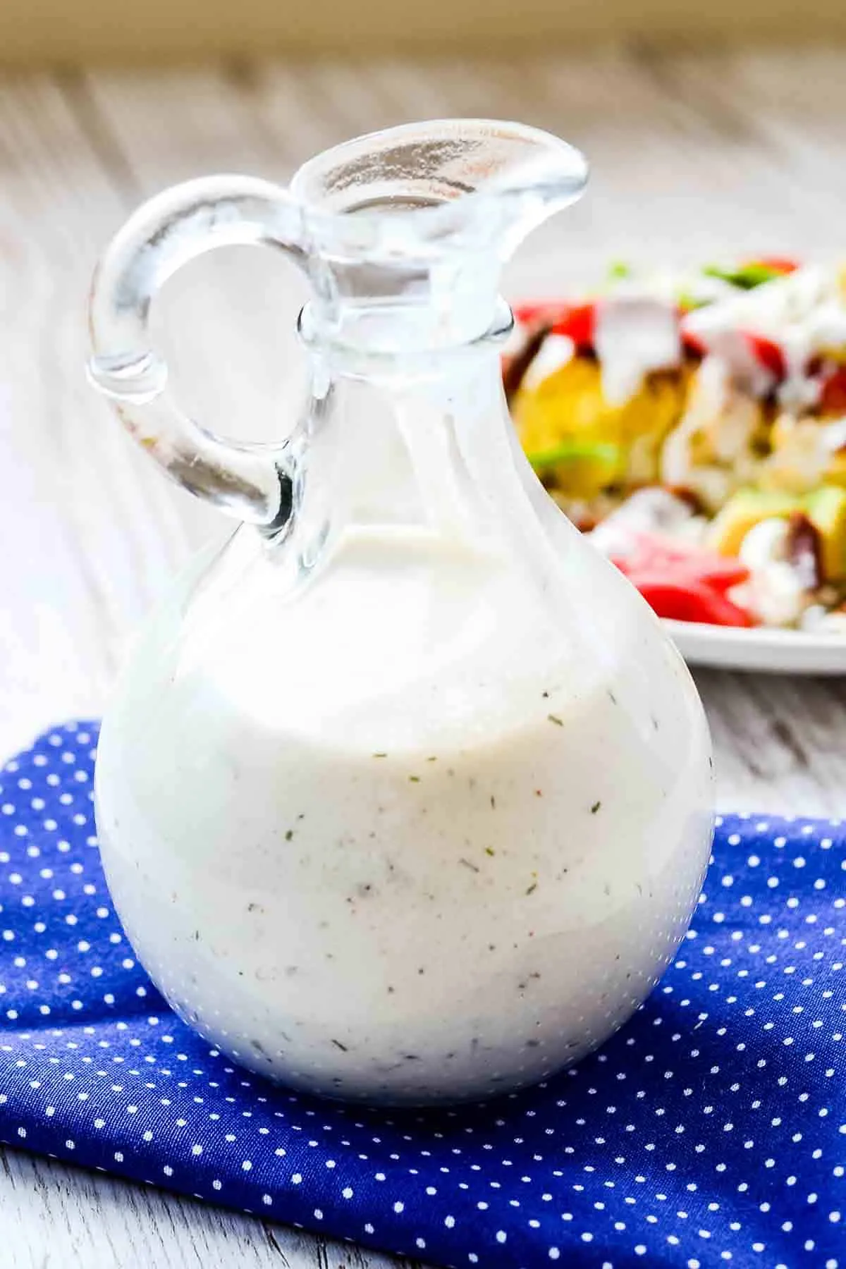 Lite 'n Creamy Garlic Dressing
