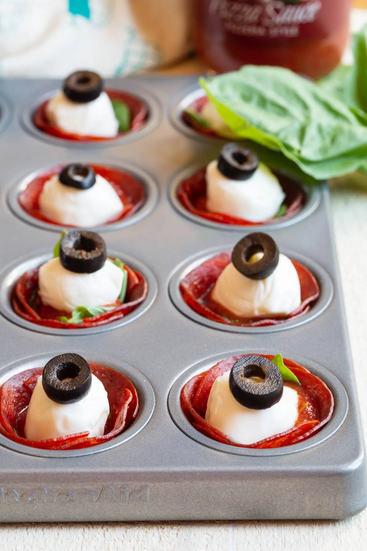 Low Carb Pepperoni Pizza Cups